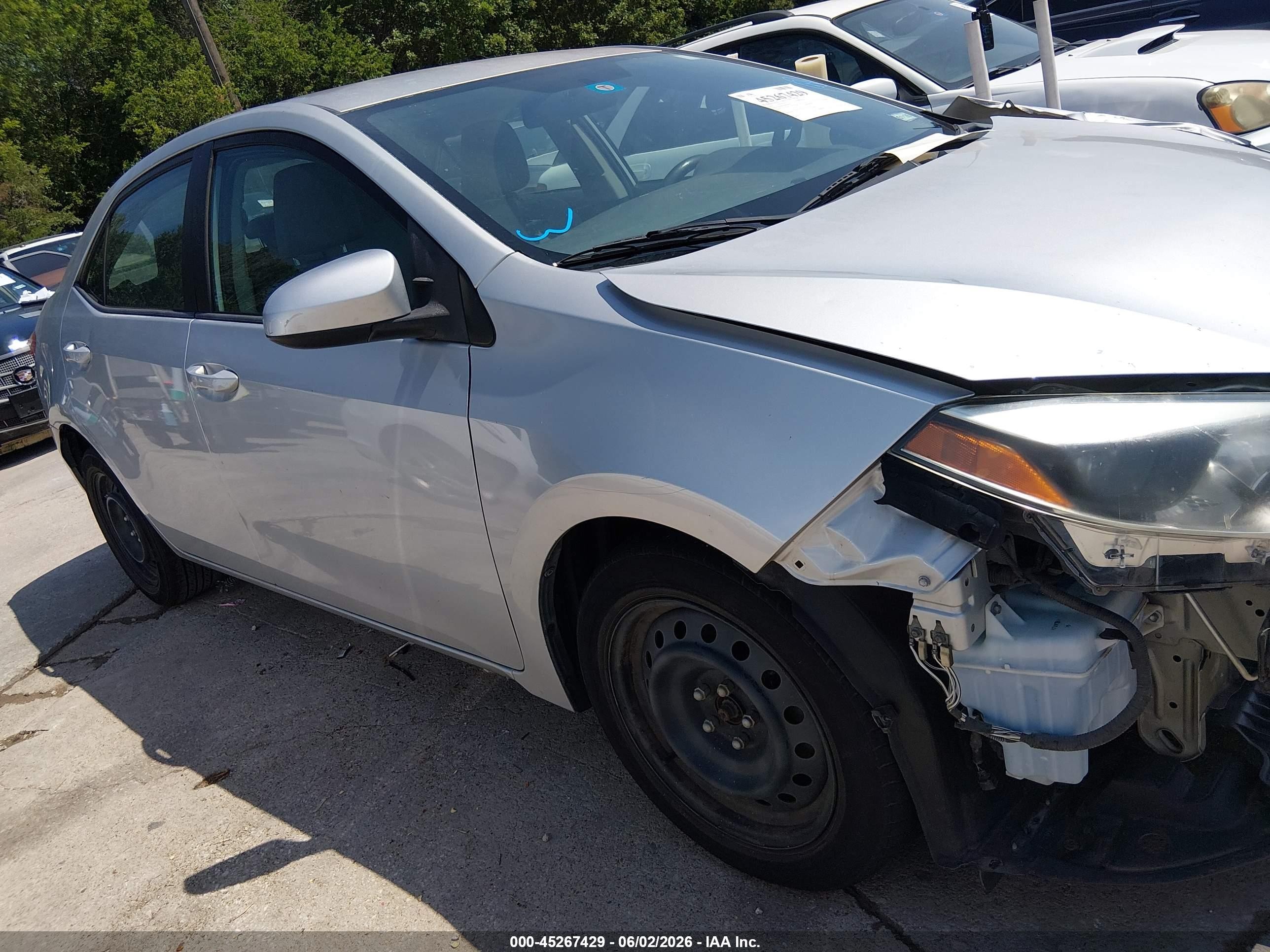 2016 Toyota Corolla Le Silver vin: 5YFBURHE4GP526200