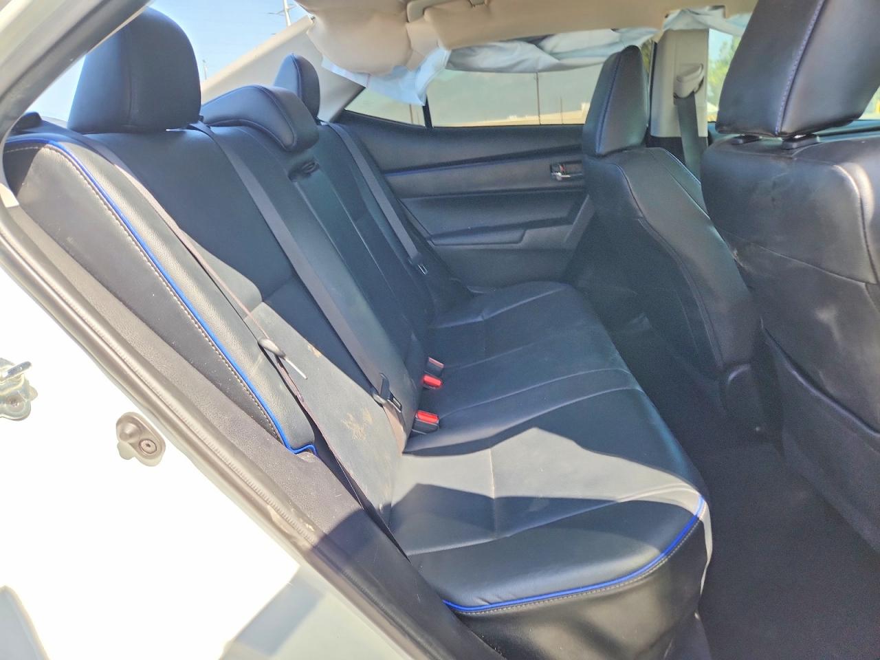 2017 Toyota Corolla Xse White vin: 5YFBURHE4HP603553