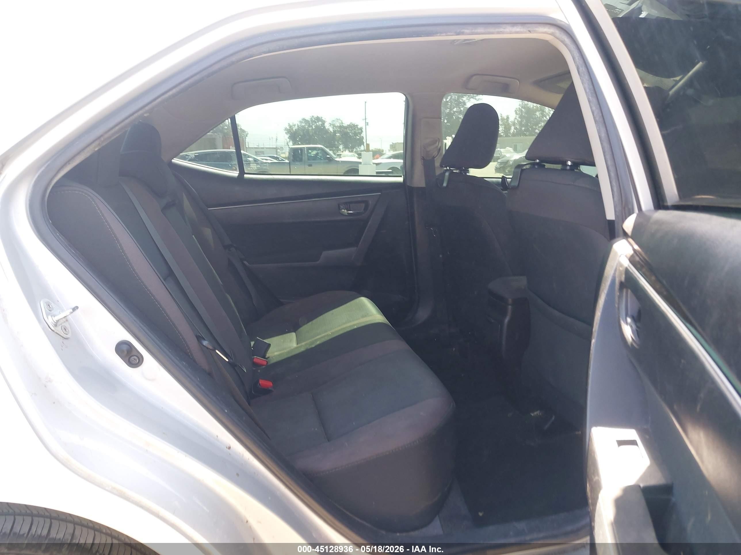 2017 Toyota Corolla Le Gray vin: 5YFBURHE4HP681380