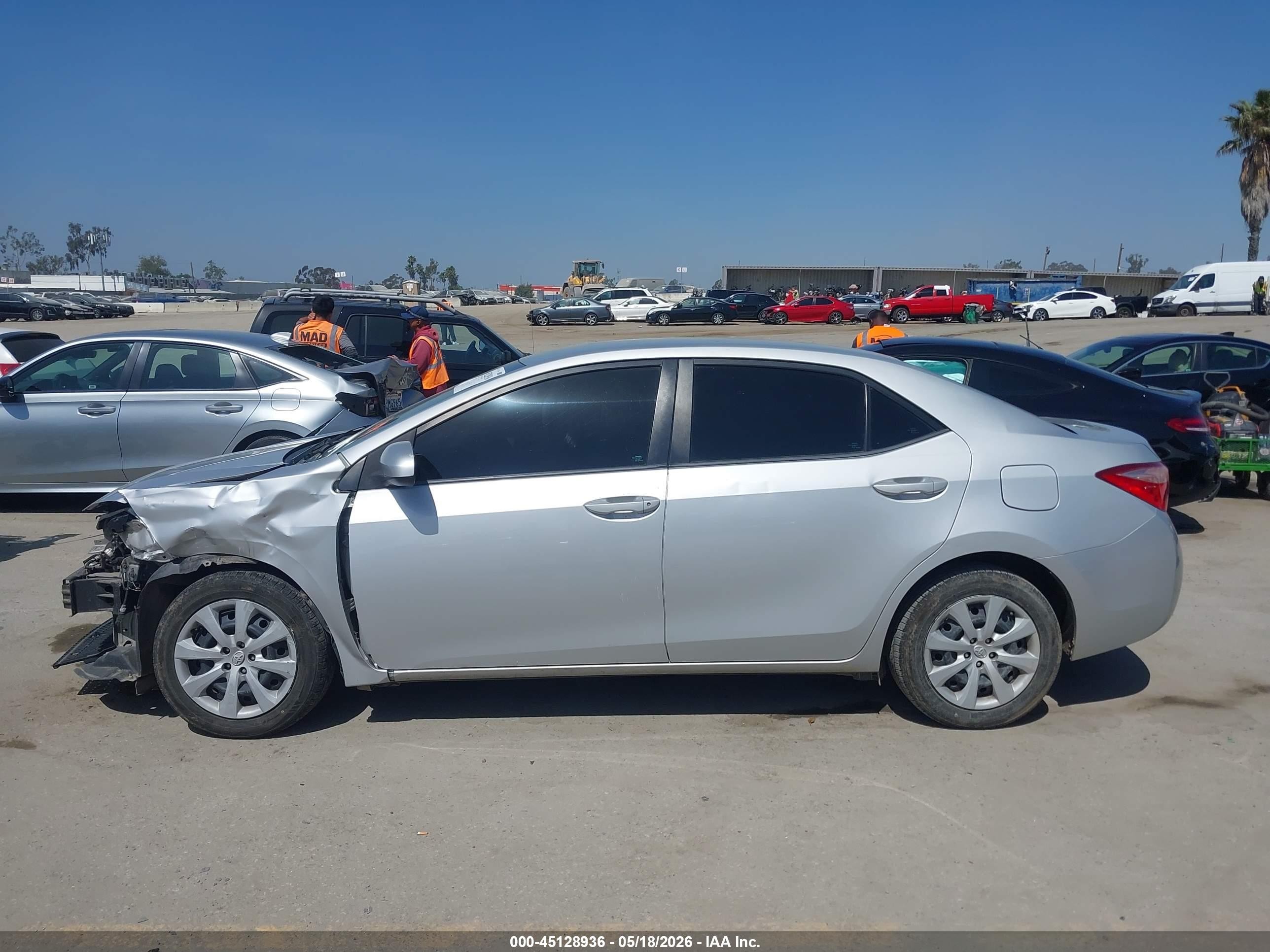 2017 Toyota Corolla Le Gray vin: 5YFBURHE4HP681380