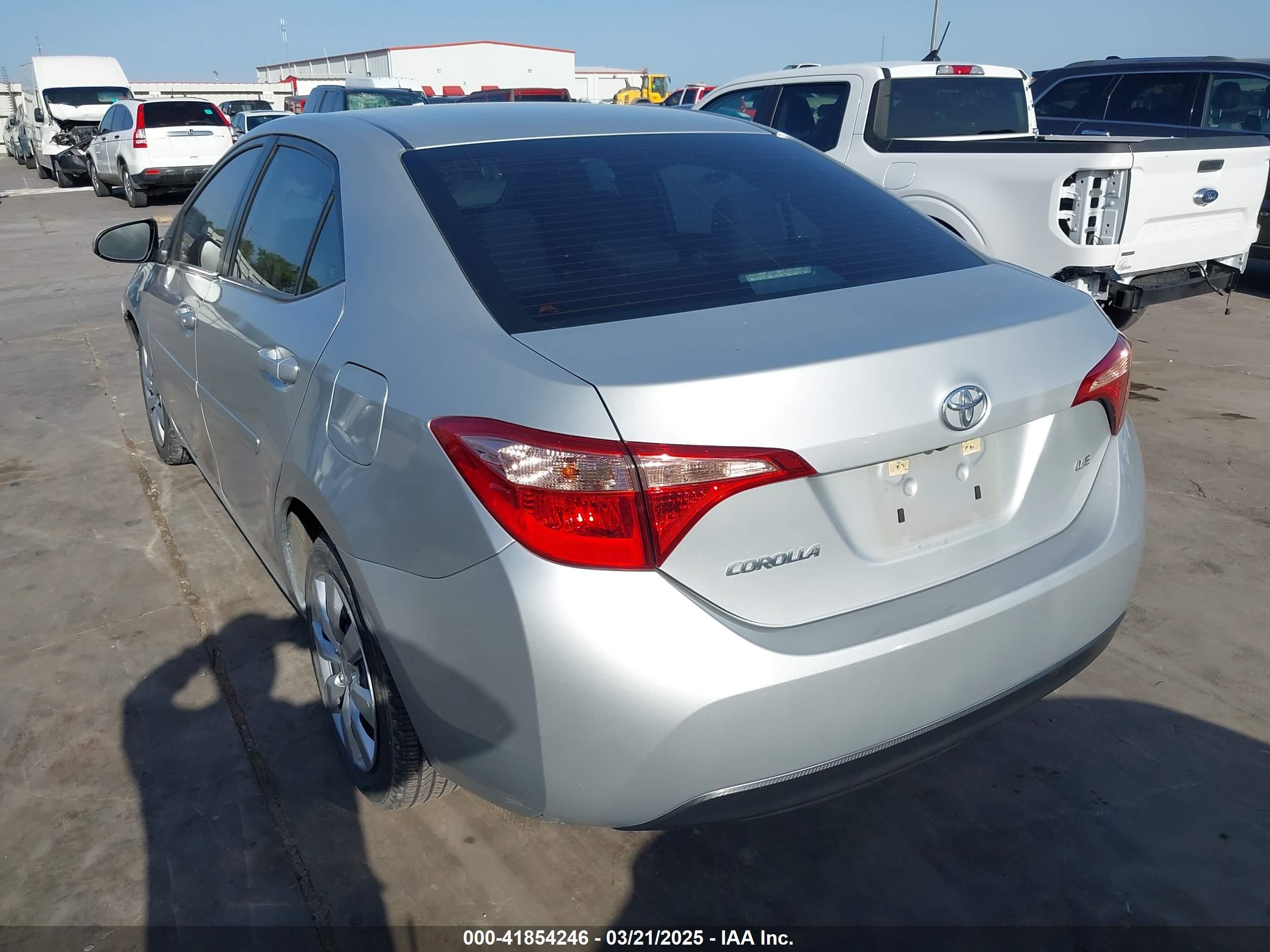 2019 Toyota Corolla Le Silver vin: 5YFBURHE4KP910907