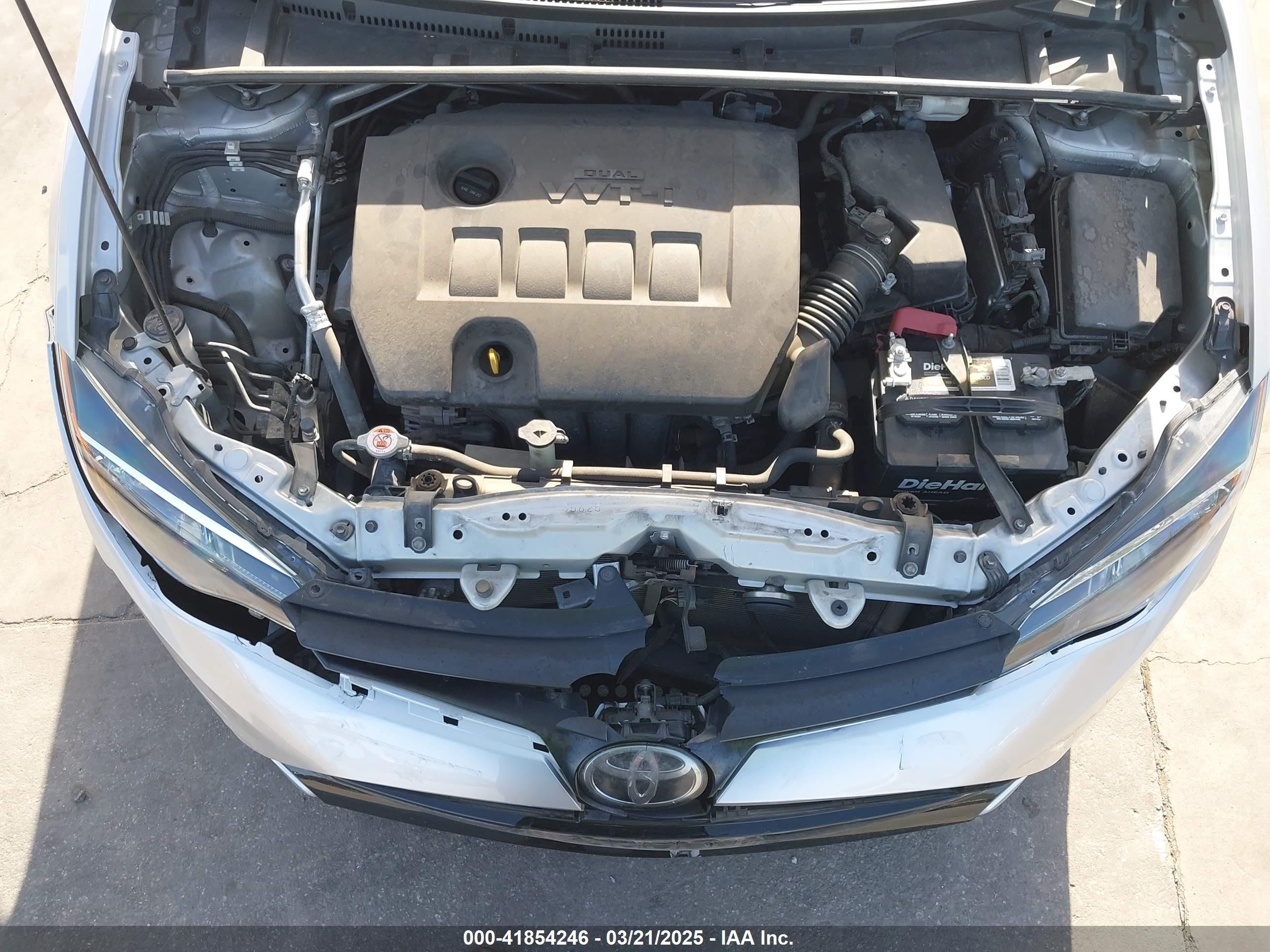 2019 Toyota Corolla Le Silver vin: 5YFBURHE4KP910907