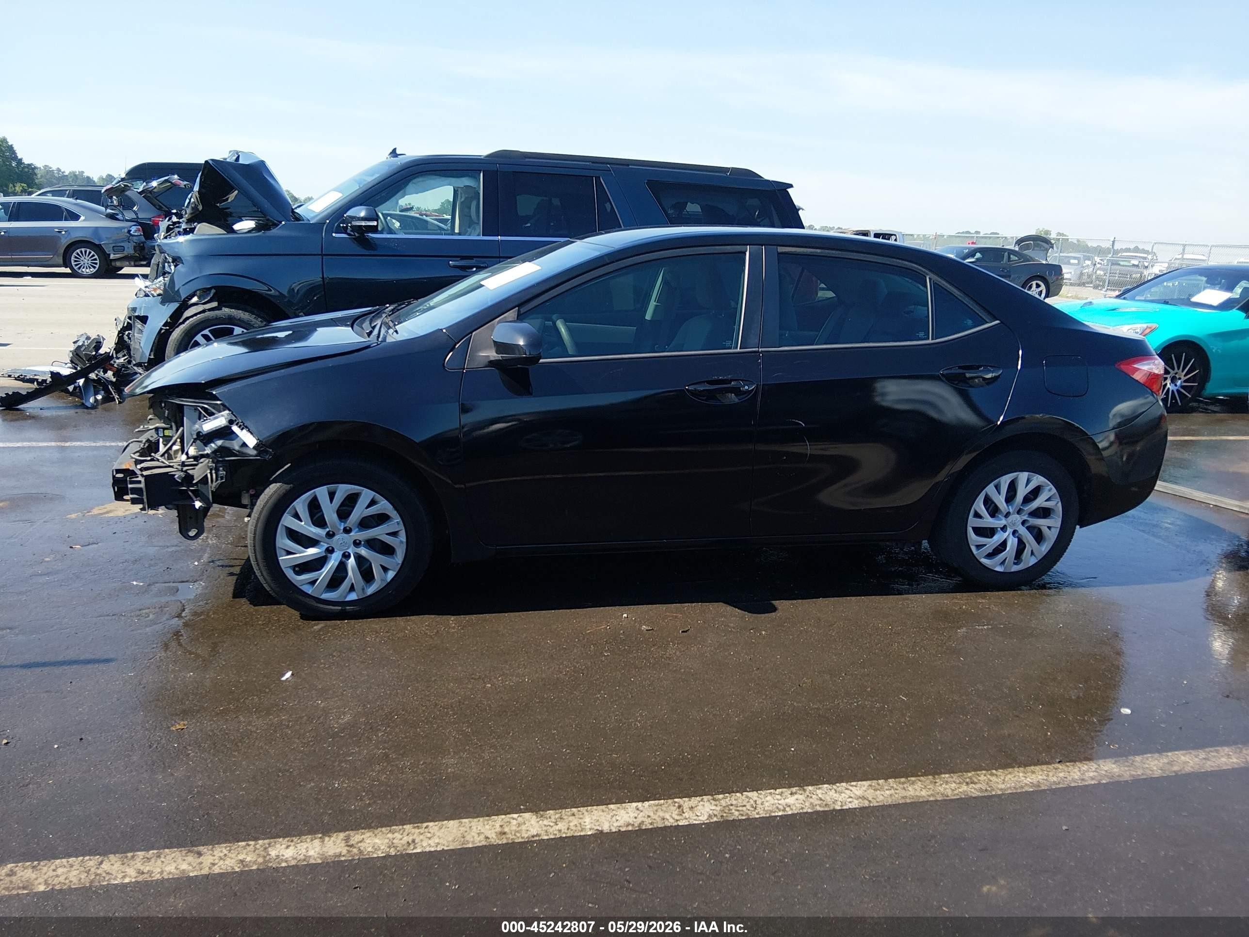 2019 Toyota Corolla Le Черный vin: 5YFBURHE4KP930624