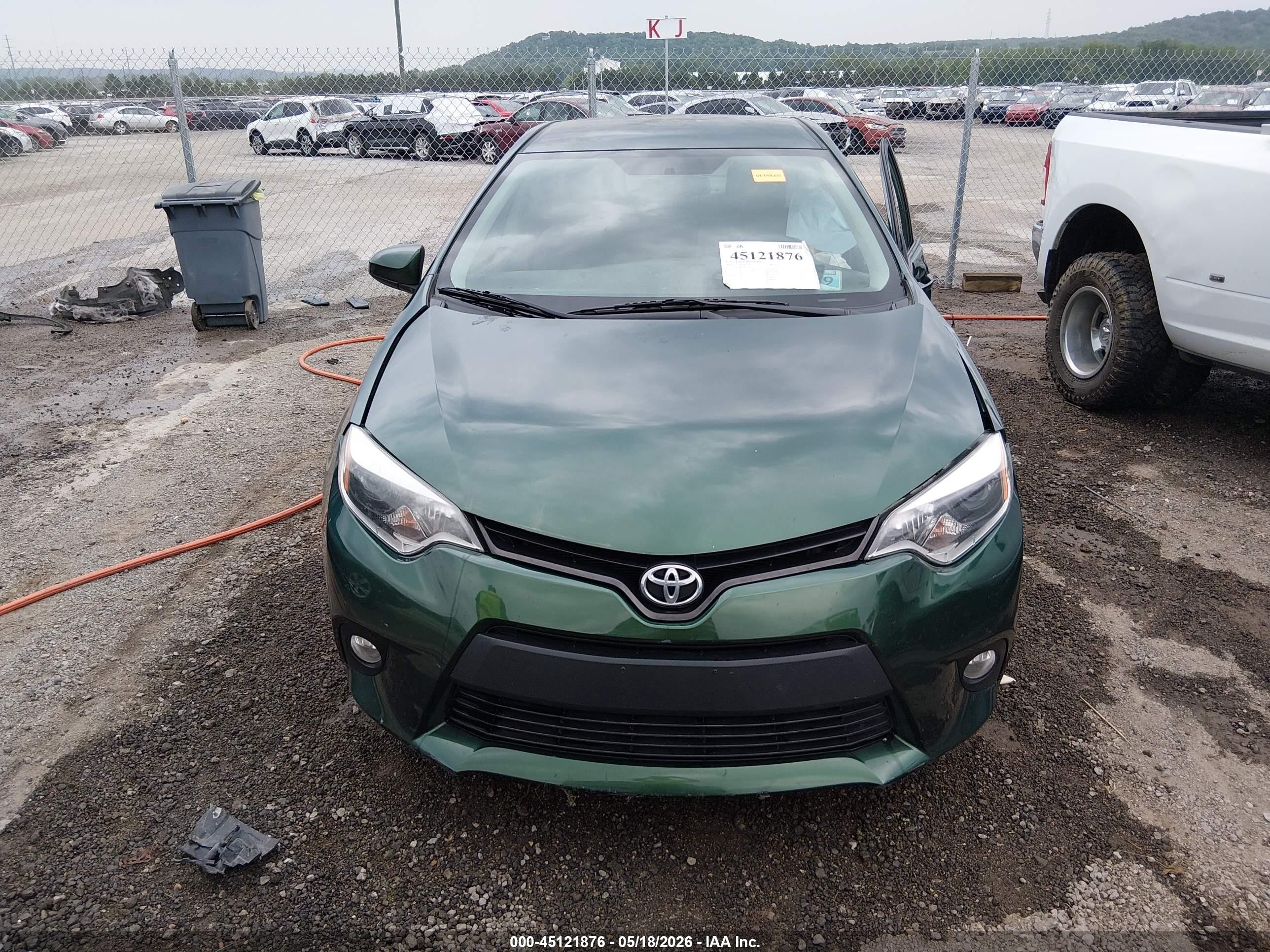 2014 Toyota Corolla Le Plus Green vin: 5YFBURHE5EP015267