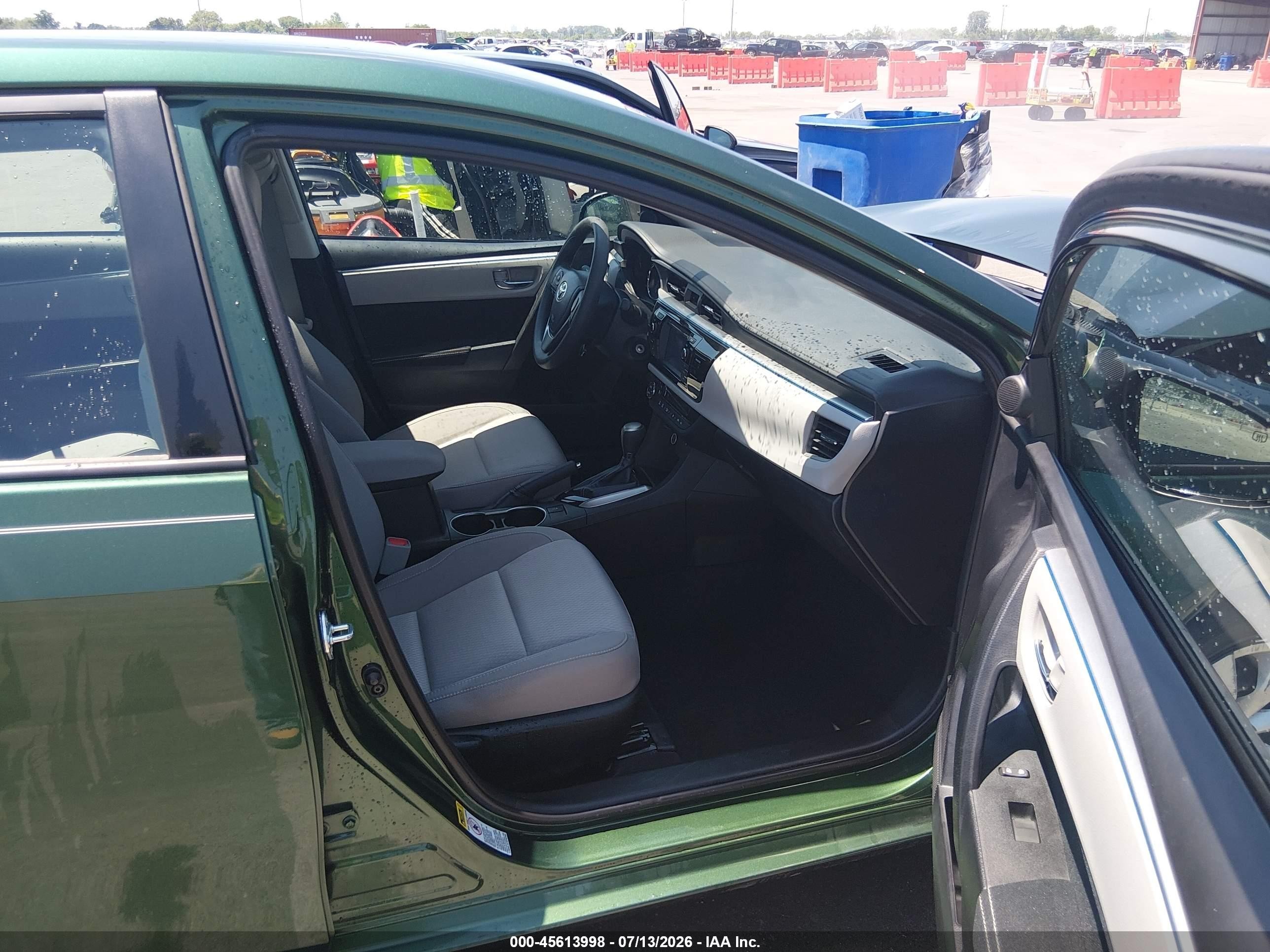 2014 Toyota Corolla Le Green vin: 5YFBURHE5EP015902