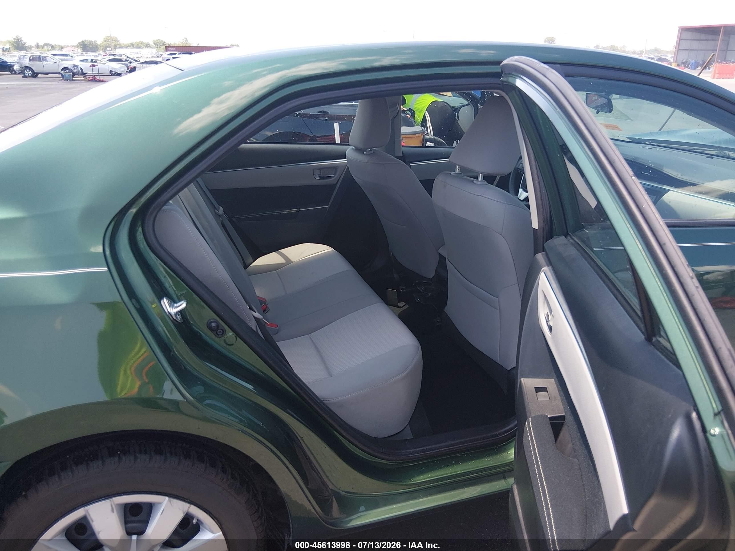 2014 Toyota Corolla Le Green vin: 5YFBURHE5EP015902