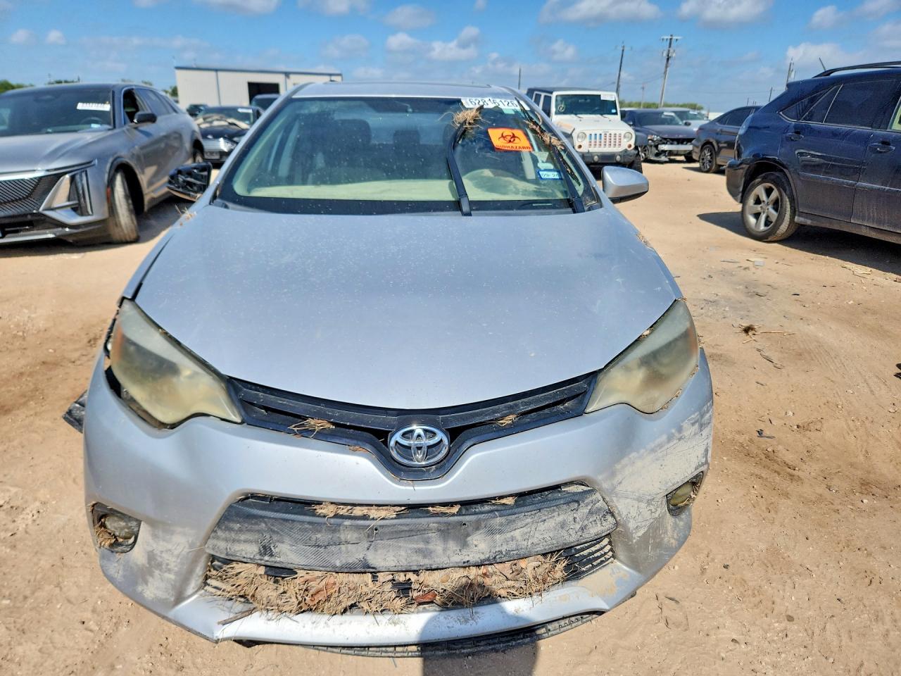 2014 Toyota Corolla Le Premium Silver vin: 5YFBURHE5EP018735