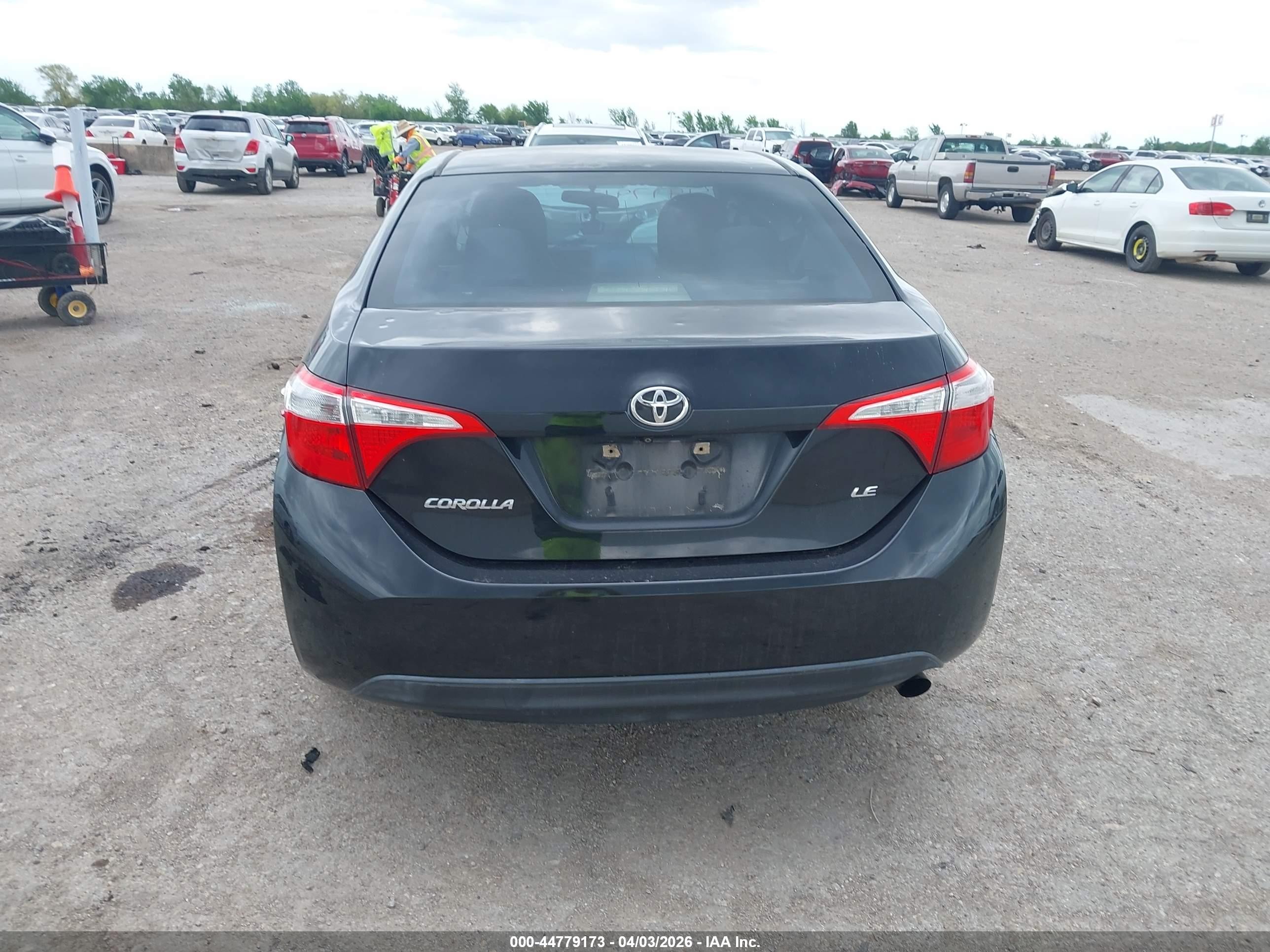 2014 Toyota Corolla Le Plus Black vin: 5YFBURHE5EP059477