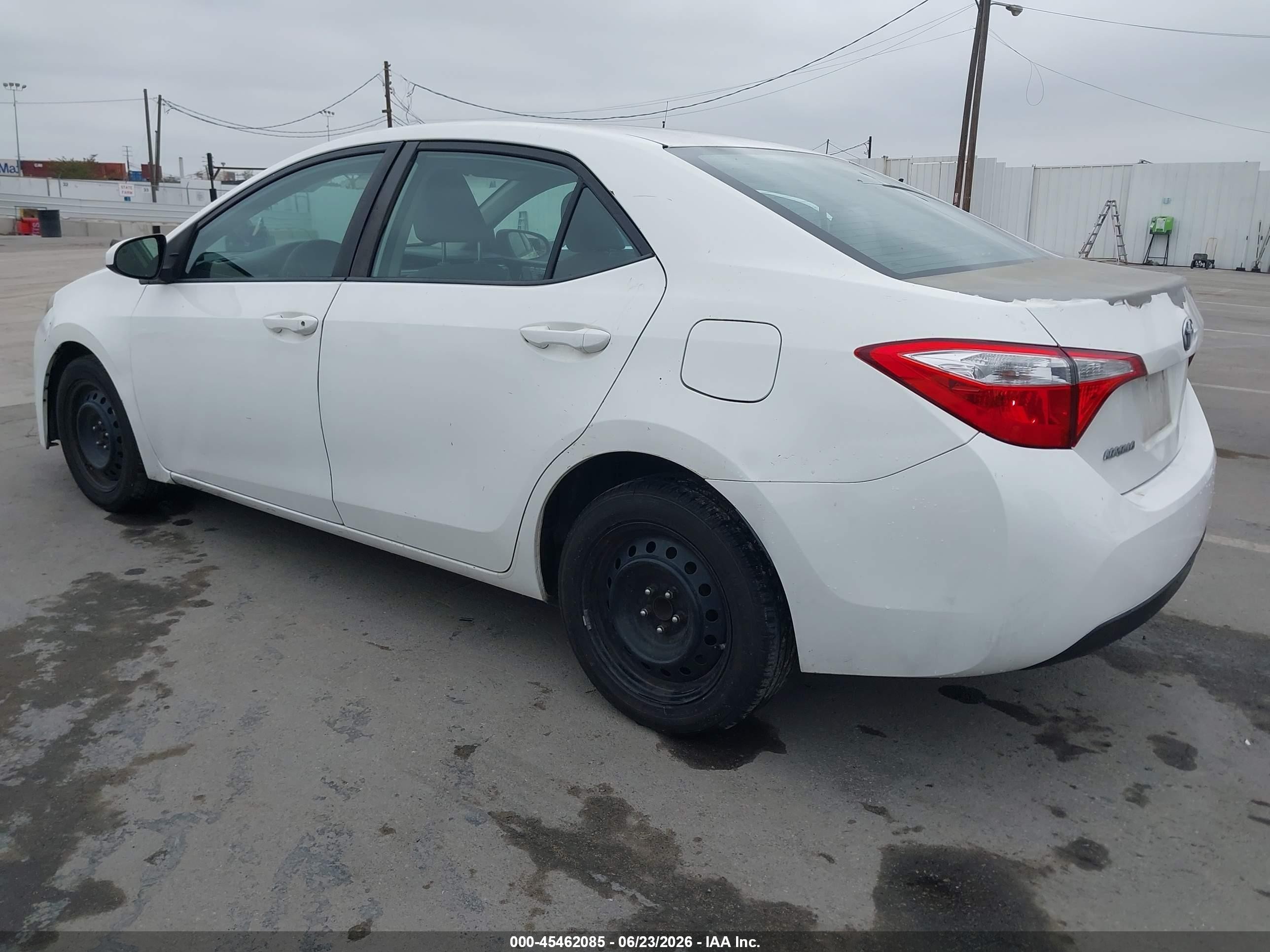 2014 Toyota Corolla Le White vin: 5YFBURHE5EP080488