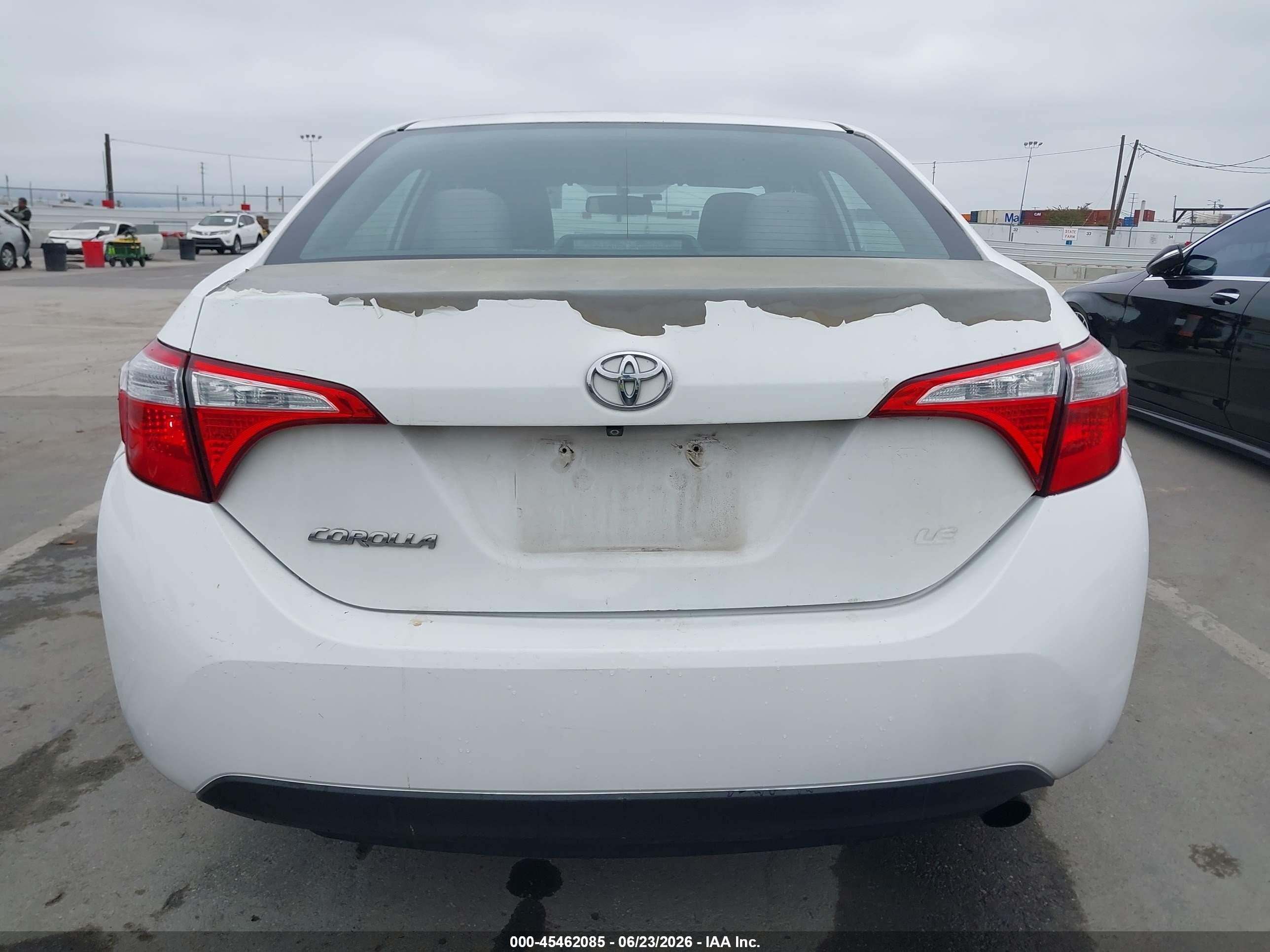 2014 Toyota Corolla Le White vin: 5YFBURHE5EP080488