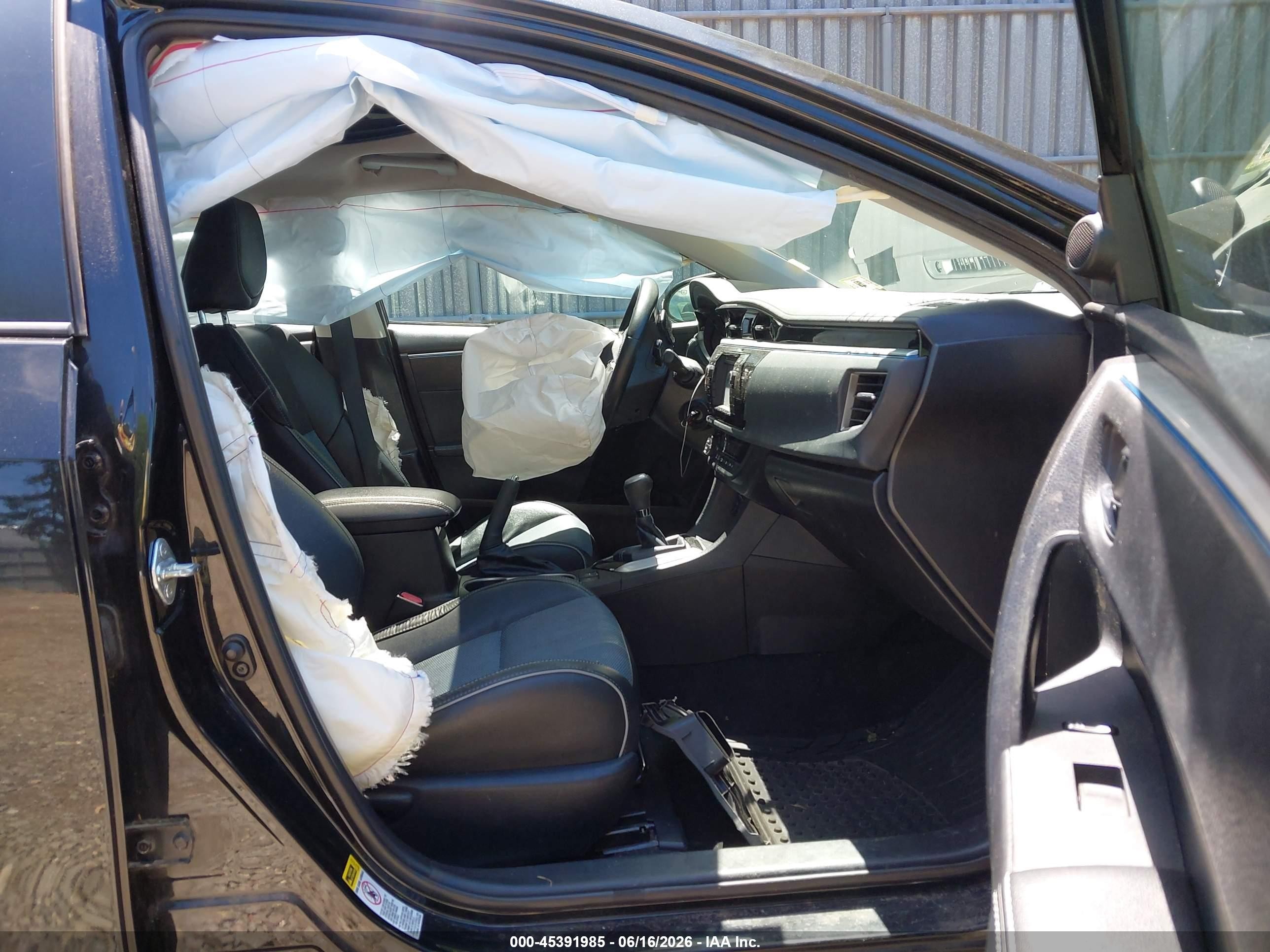 2014 Toyota Corolla S Plus Black vin: 5YFBURHE5EP086016