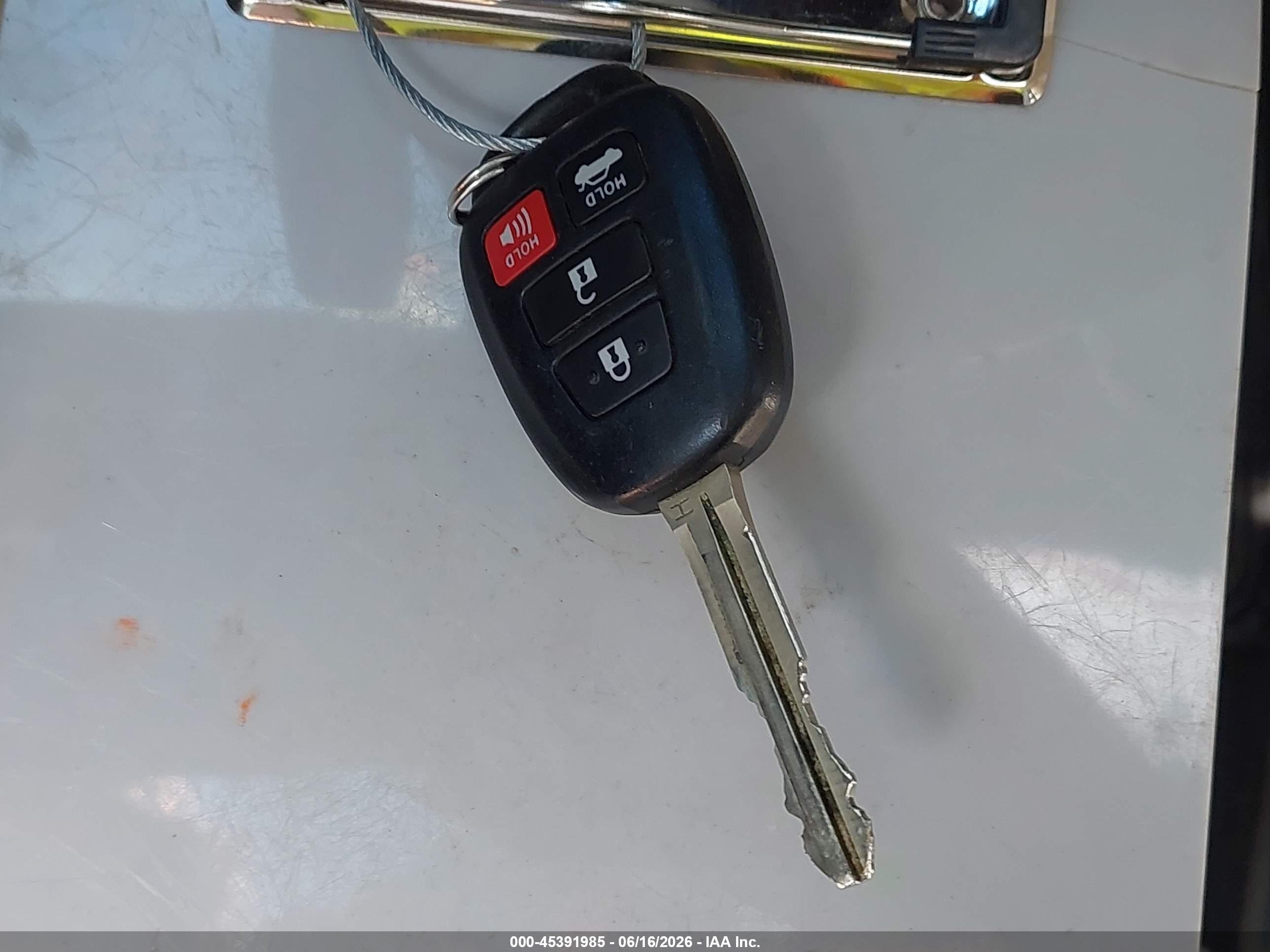 2014 Toyota Corolla S Plus Black vin: 5YFBURHE5EP086016
