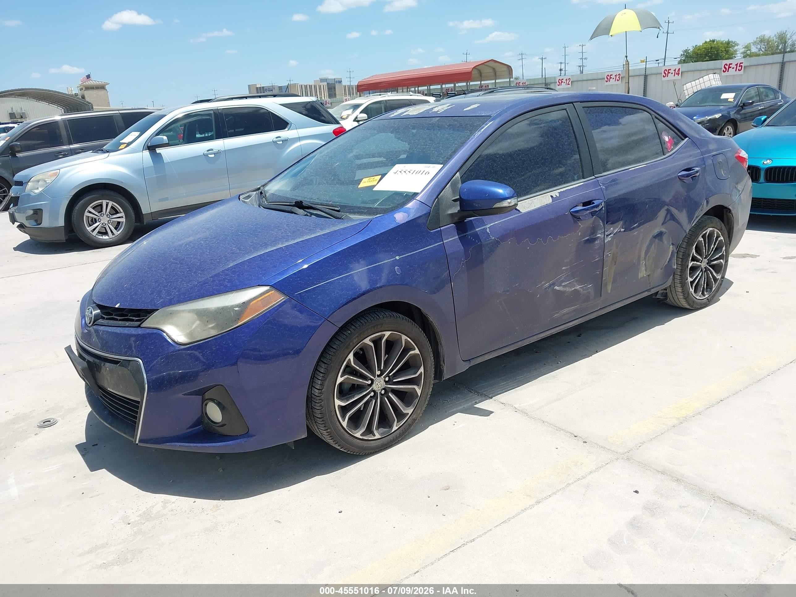 2014 Toyota Corolla S Plus Blue vin: 5YFBURHE5EP093662