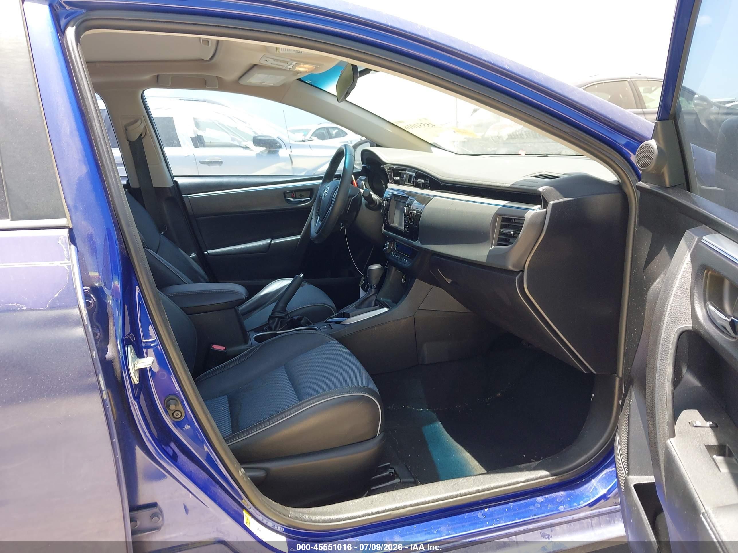 2014 Toyota Corolla S Plus Blue vin: 5YFBURHE5EP093662