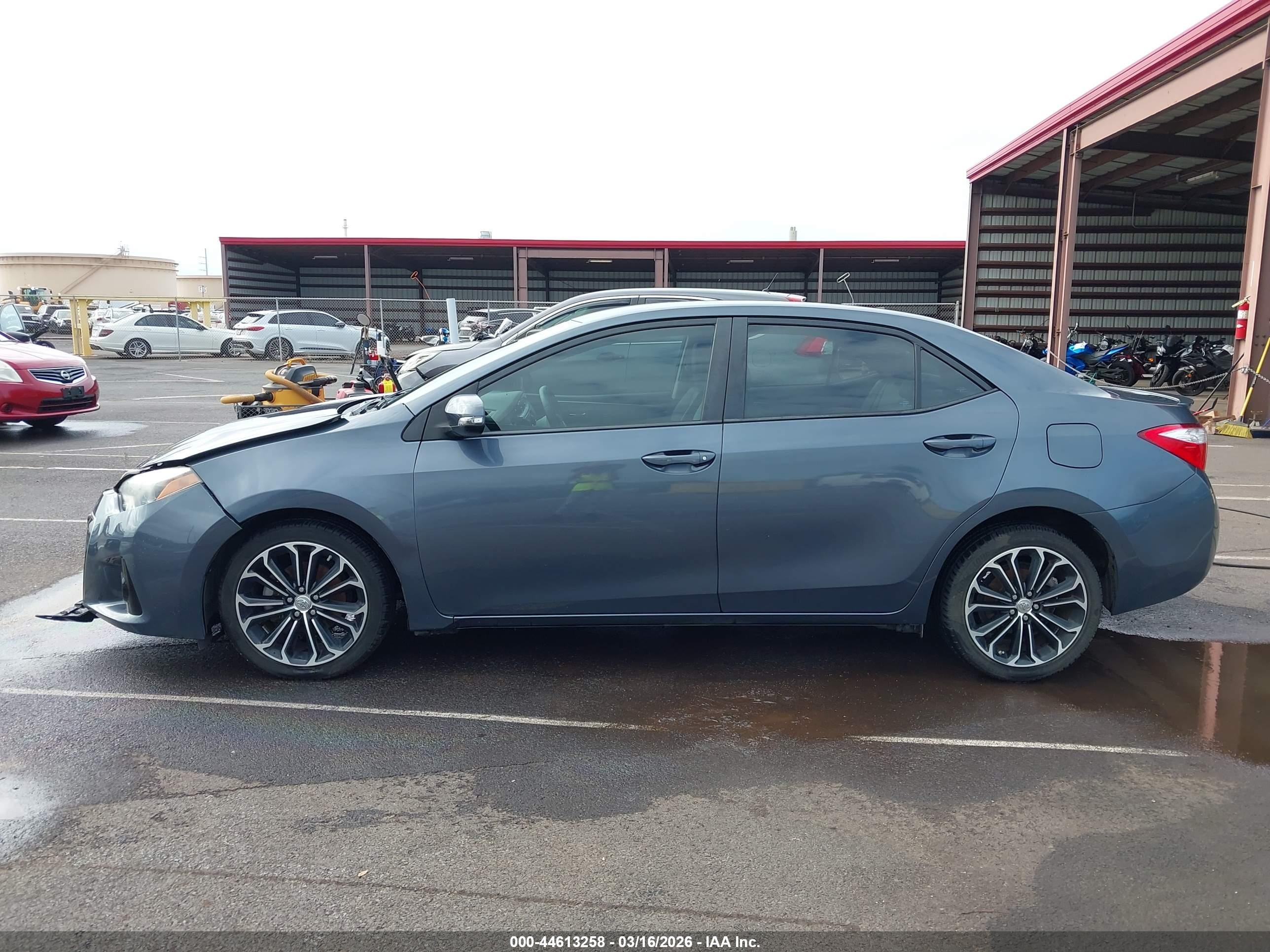 2014 Toyota Corolla S/s Plus/s Premium Blue vin: 5YFBURHE5EP096058