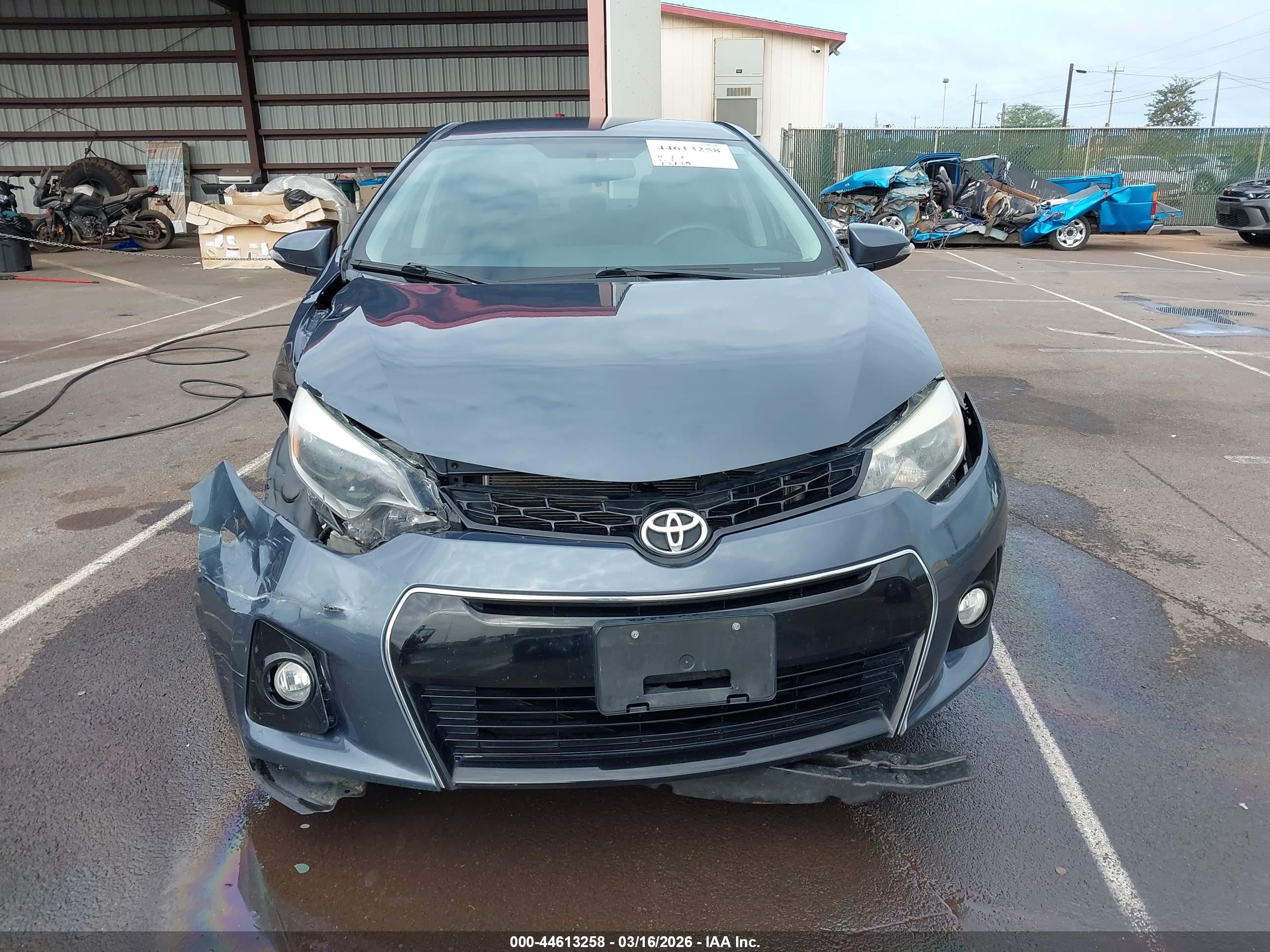 2014 Toyota Corolla S/s Plus/s Premium Blue vin: 5YFBURHE5EP096058