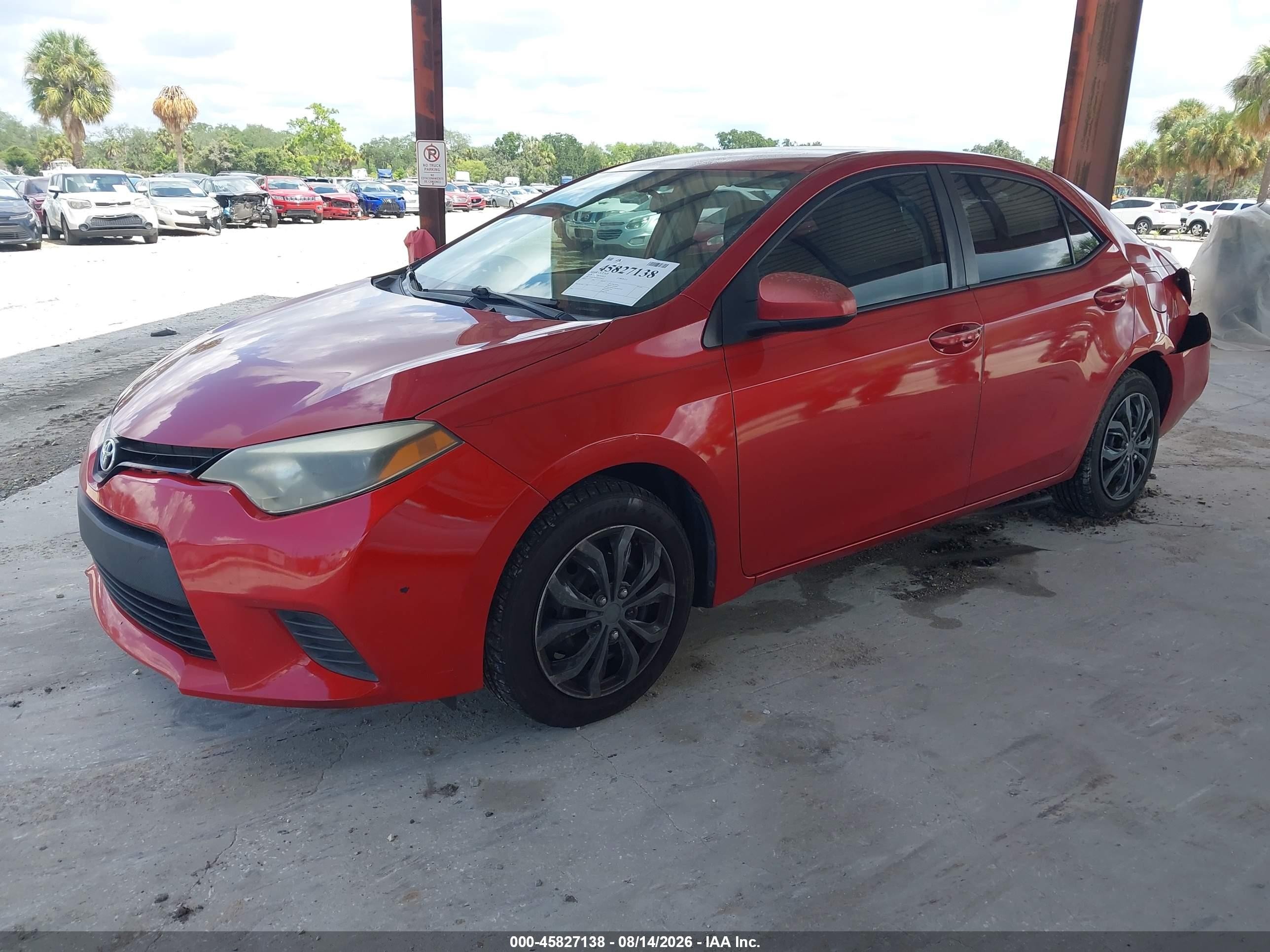 2014 Toyota Corolla Le Red vin: 5YFBURHE5EP130452