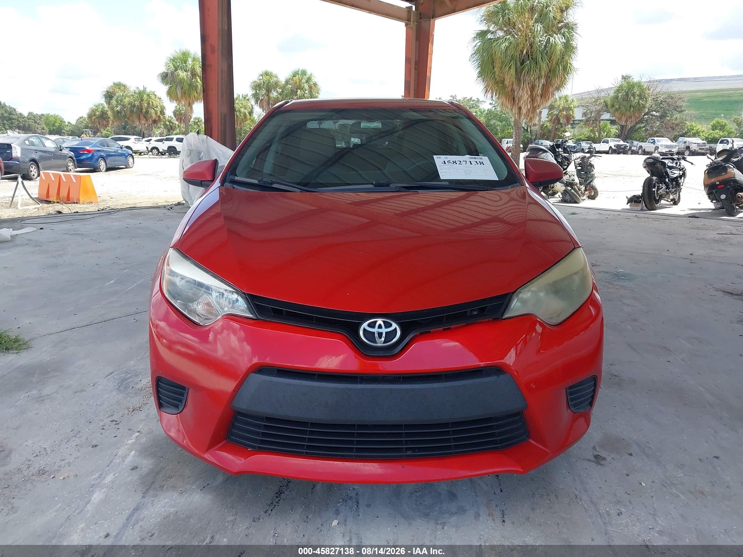 2014 Toyota Corolla Le Red vin: 5YFBURHE5EP130452