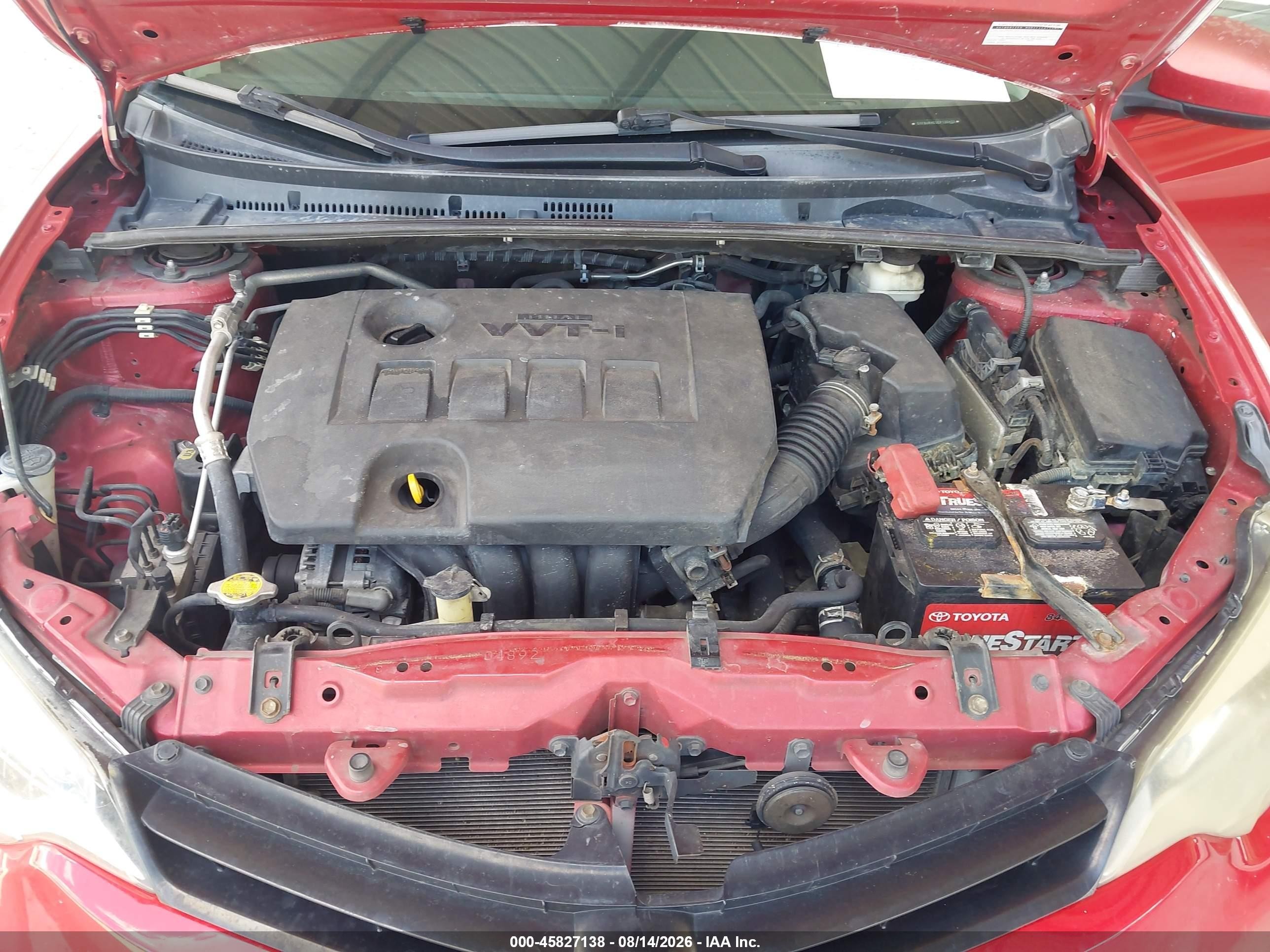 2014 Toyota Corolla Le Red vin: 5YFBURHE5EP130452