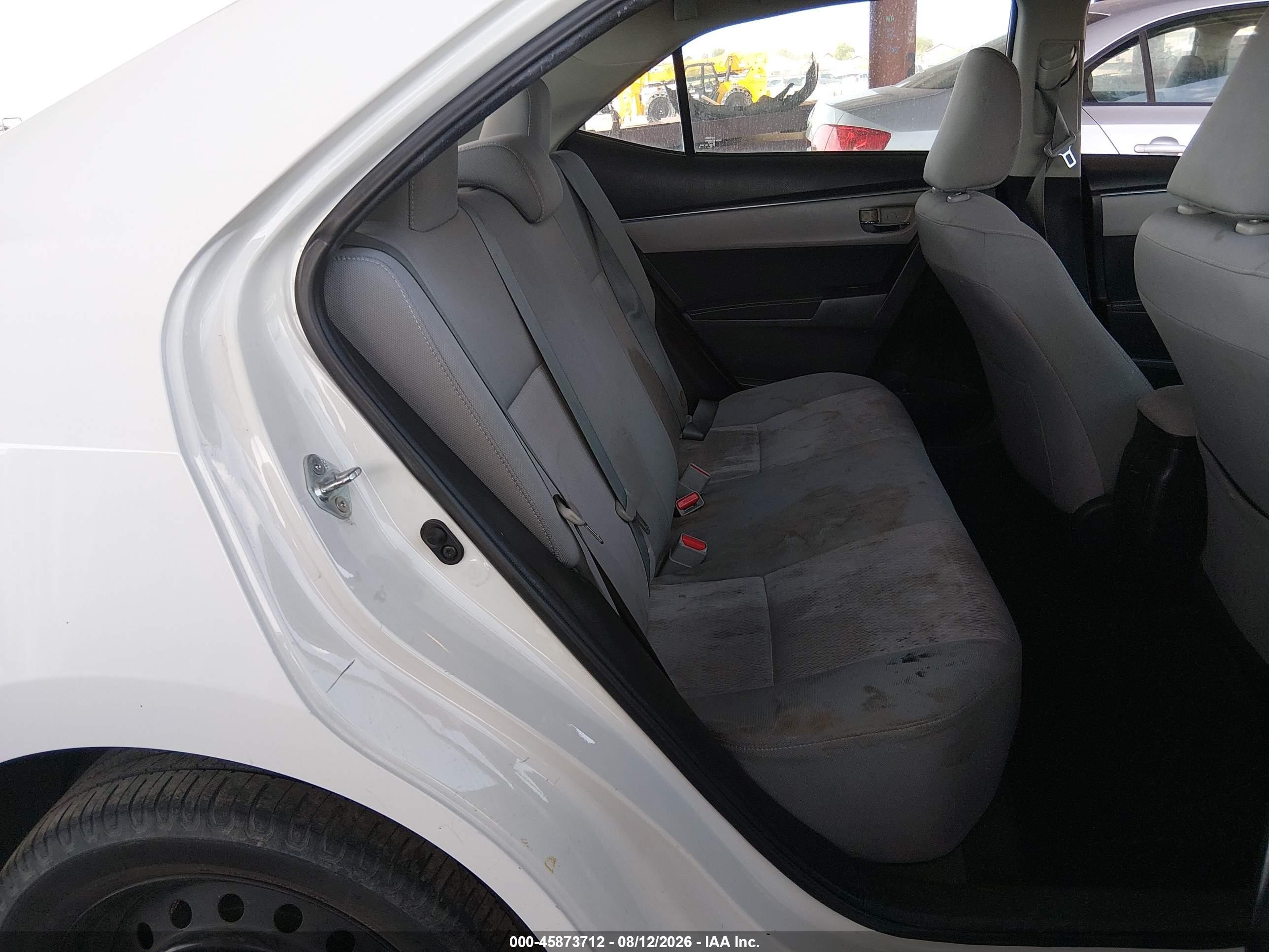 2014 Toyota Corolla Le White vin: 5YFBURHE5EP134176