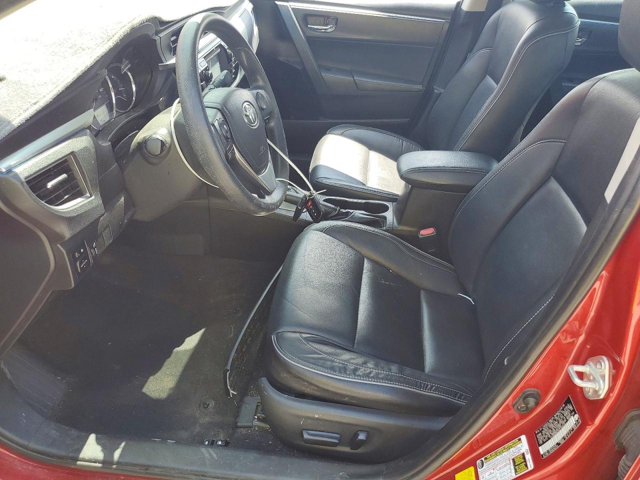 2014 Toyota Corolla Le Premium Red vin: 5YFBURHE5EP149115
