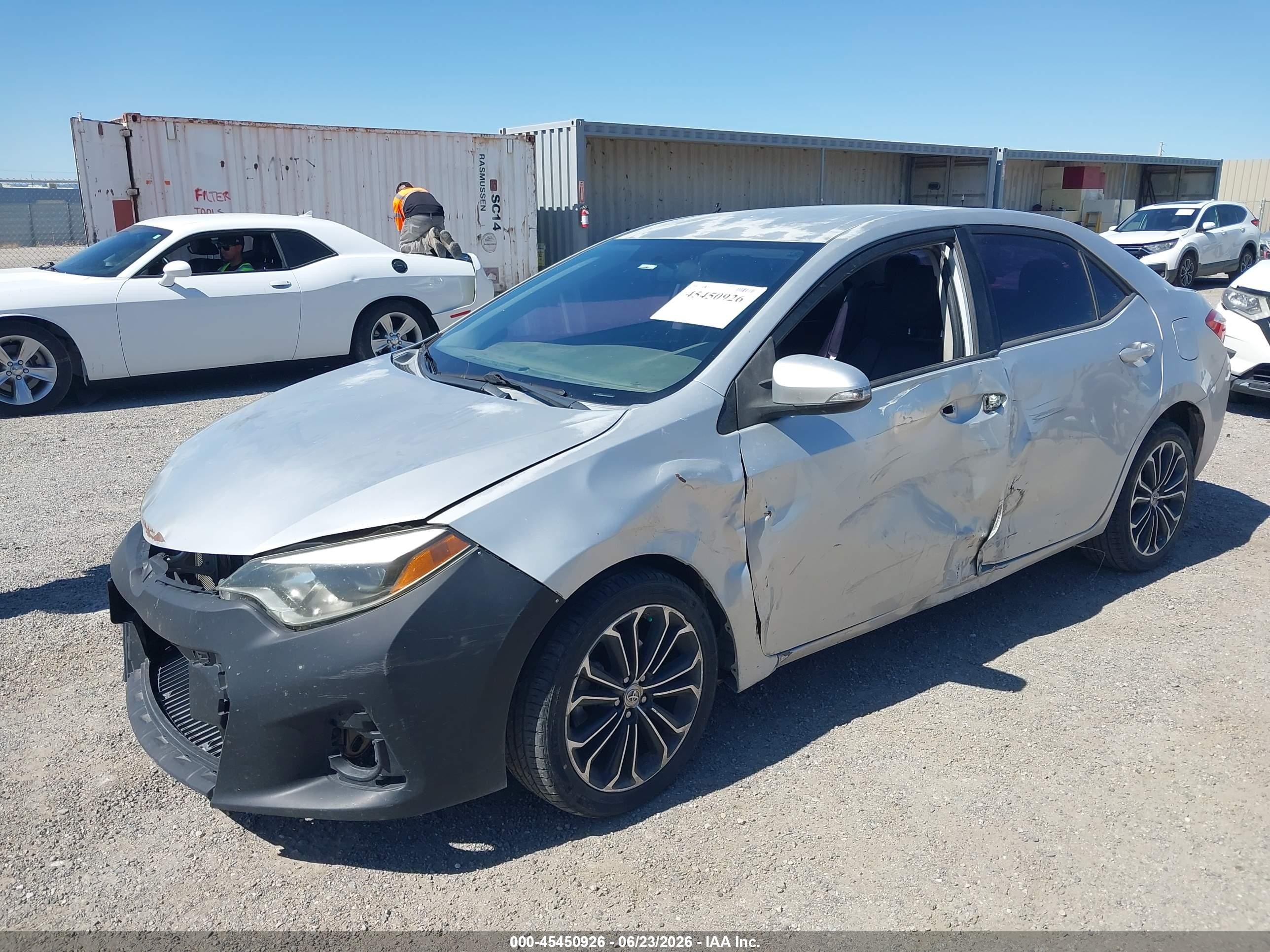 2014 Toyota Corolla S Plus Silver vin: 5YFBURHE5EP162155