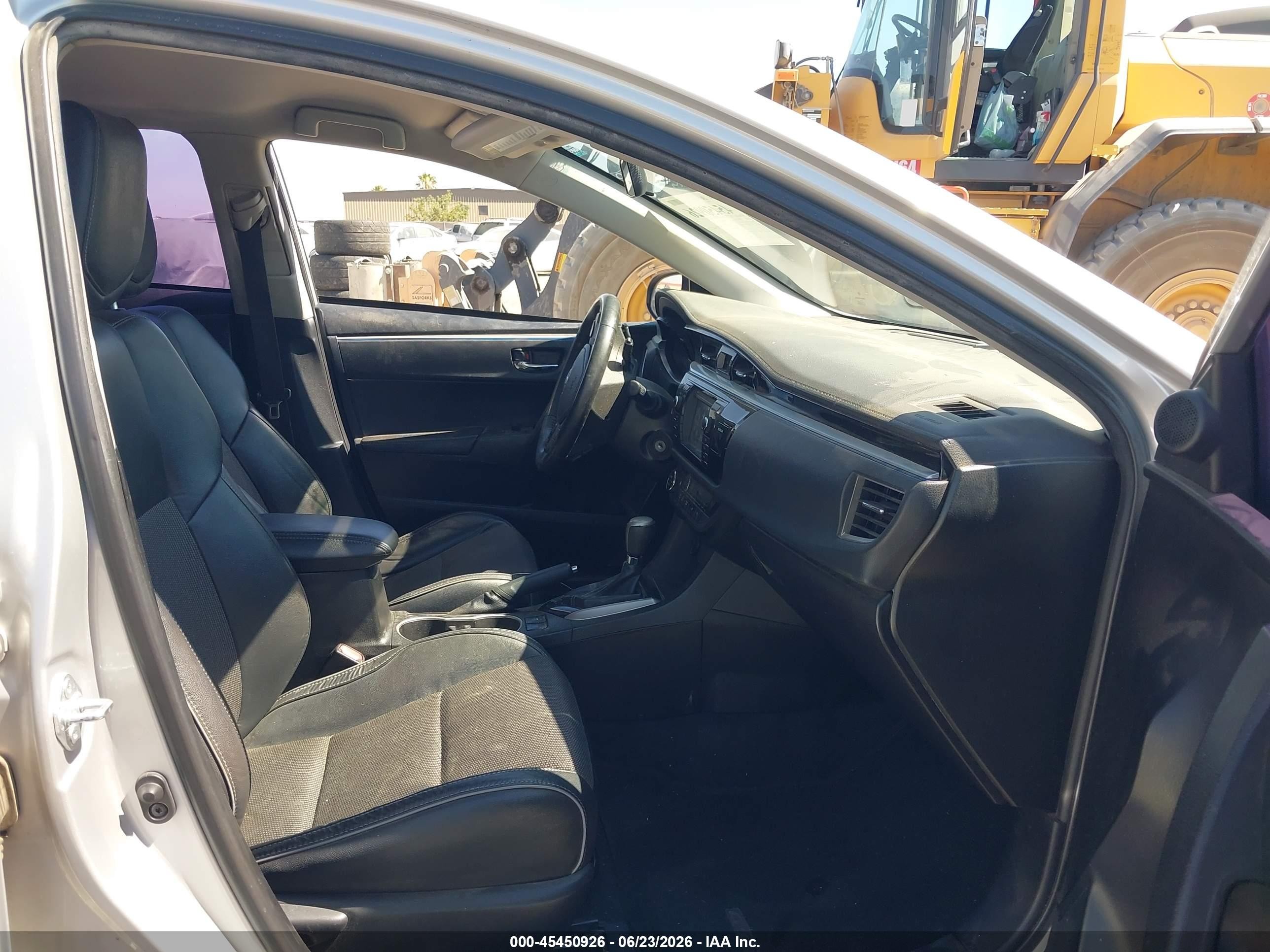 2014 Toyota Corolla S Plus Silver vin: 5YFBURHE5EP162155