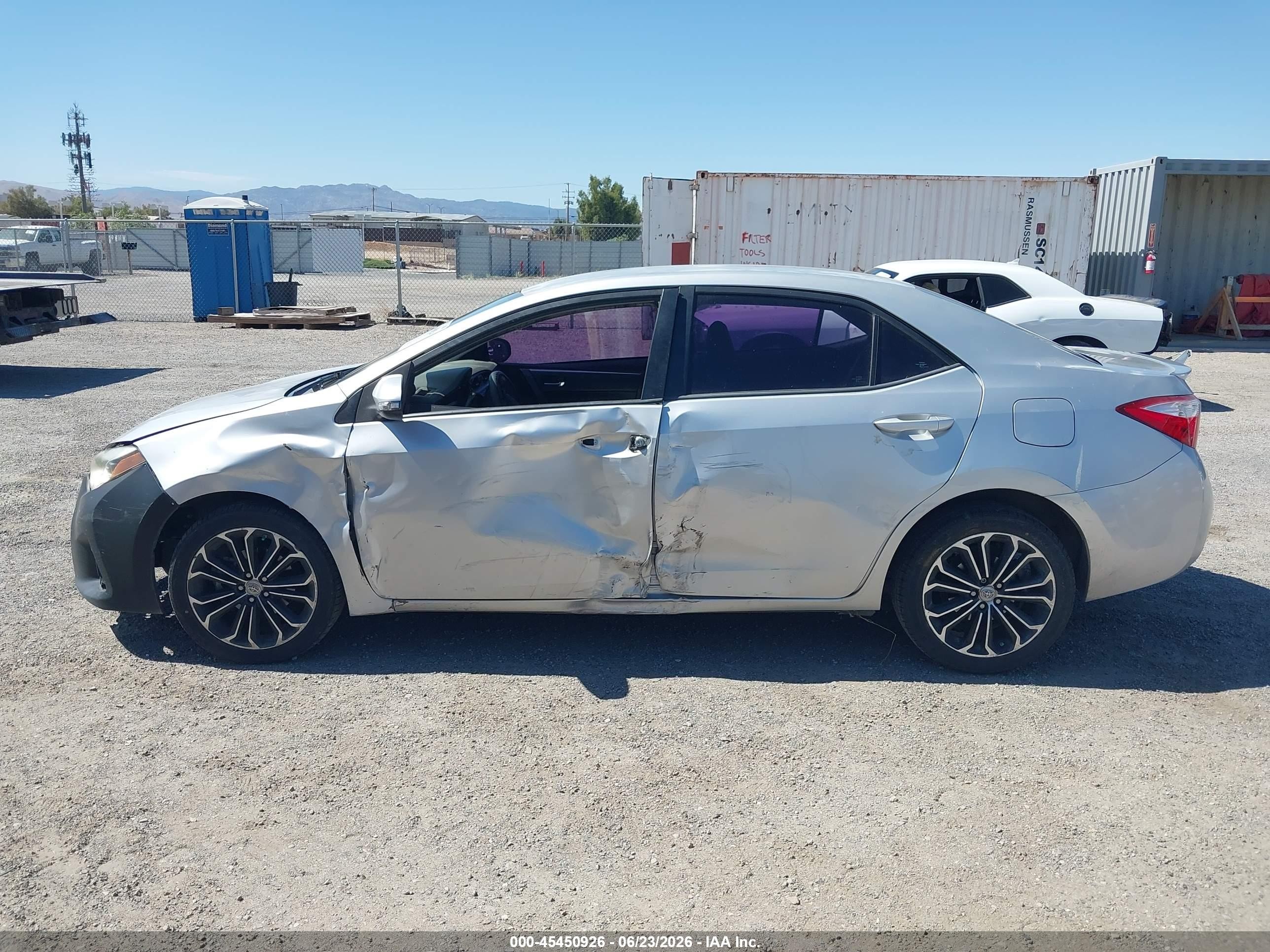 2014 Toyota Corolla S Plus Silver vin: 5YFBURHE5EP162155