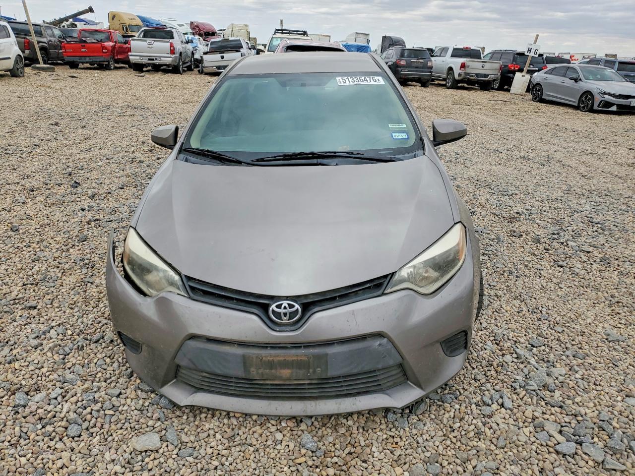 2014 Toyota Corolla Le Brown vin: 5YFBURHE5EP169543