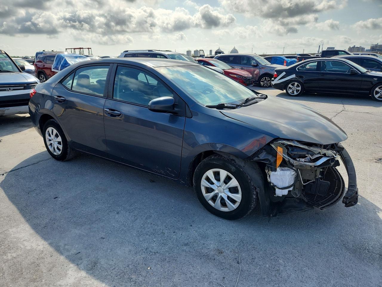 2015 Toyota Corolla L Серый vin: 5YFBURHE5FP179037