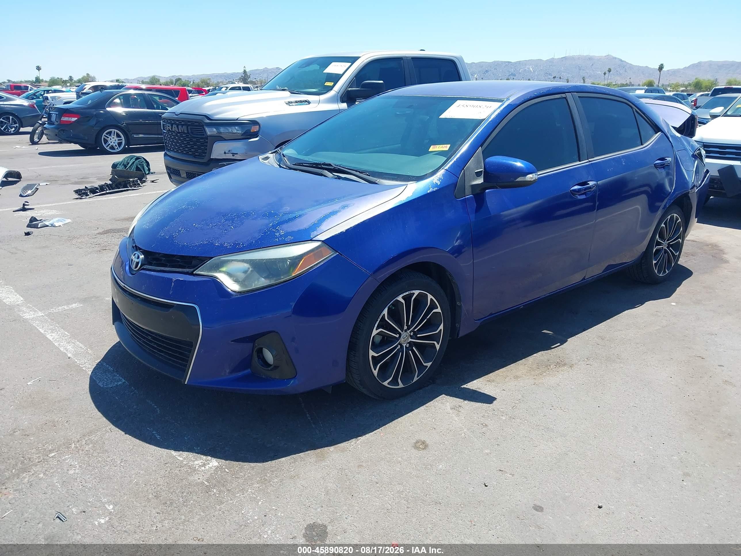 2015 Toyota Corolla S Plus Blue vin: 5YFBURHE5FP179765