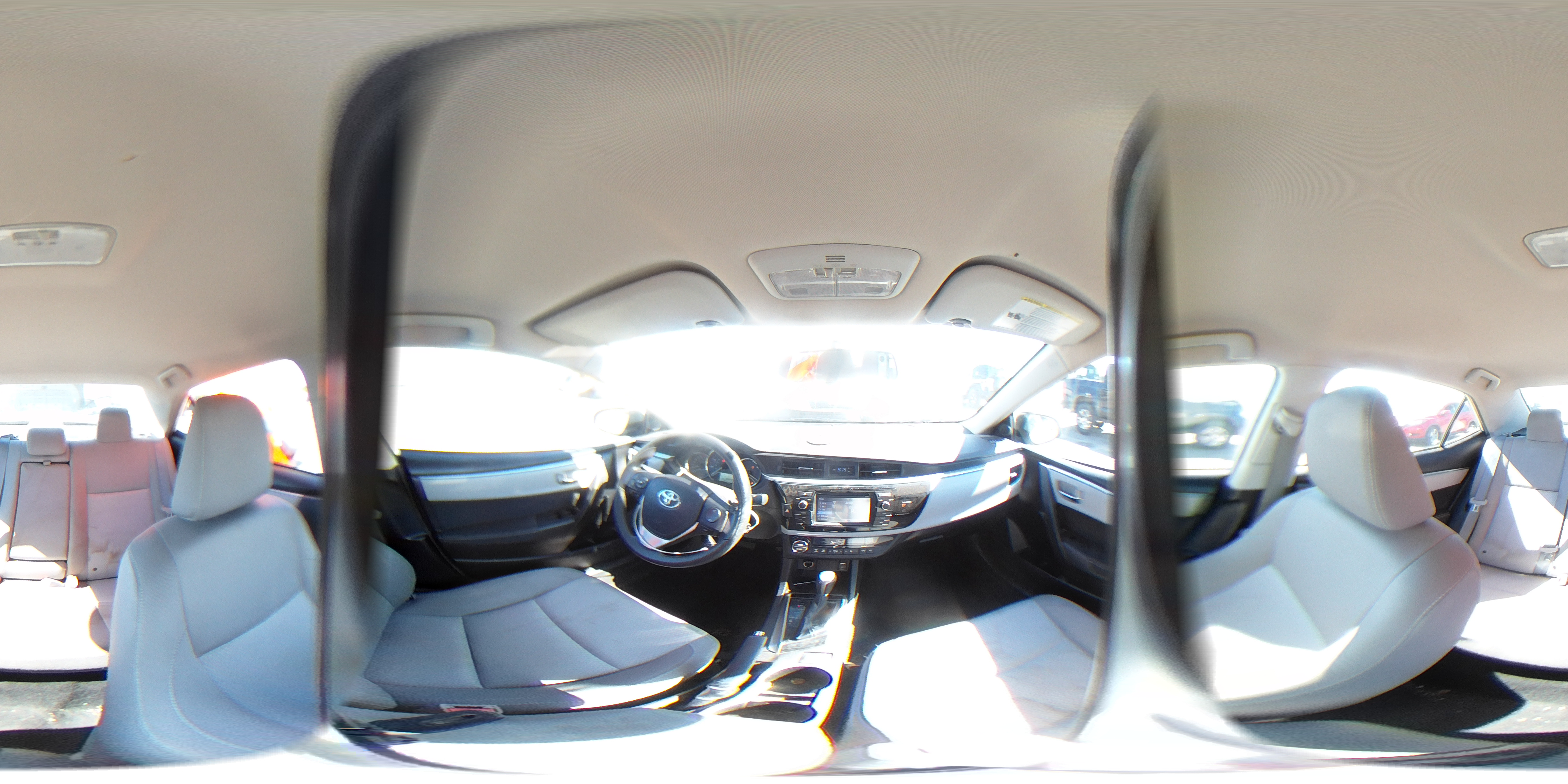 2015 Toyota Corolla Le White vin: 5YFBURHE5FP204731