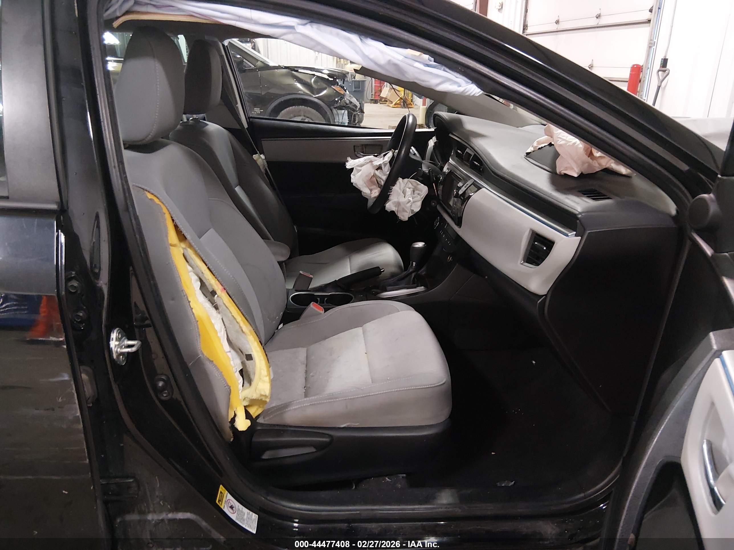 2015 Toyota Corolla Le Черный vin: 5YFBURHE5FP205717