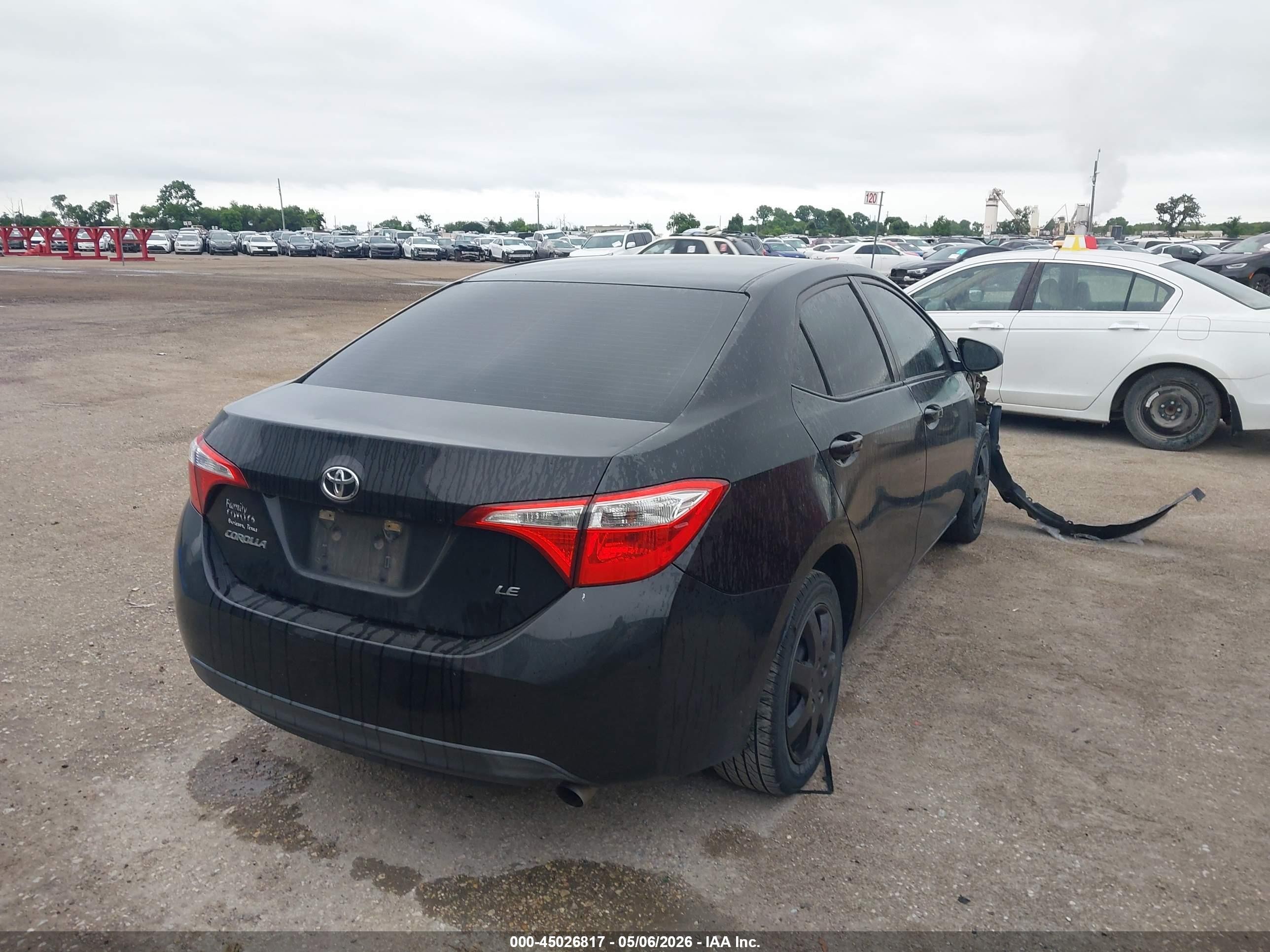2015 Toyota Corolla Le Black vin: 5YFBURHE5FP214921