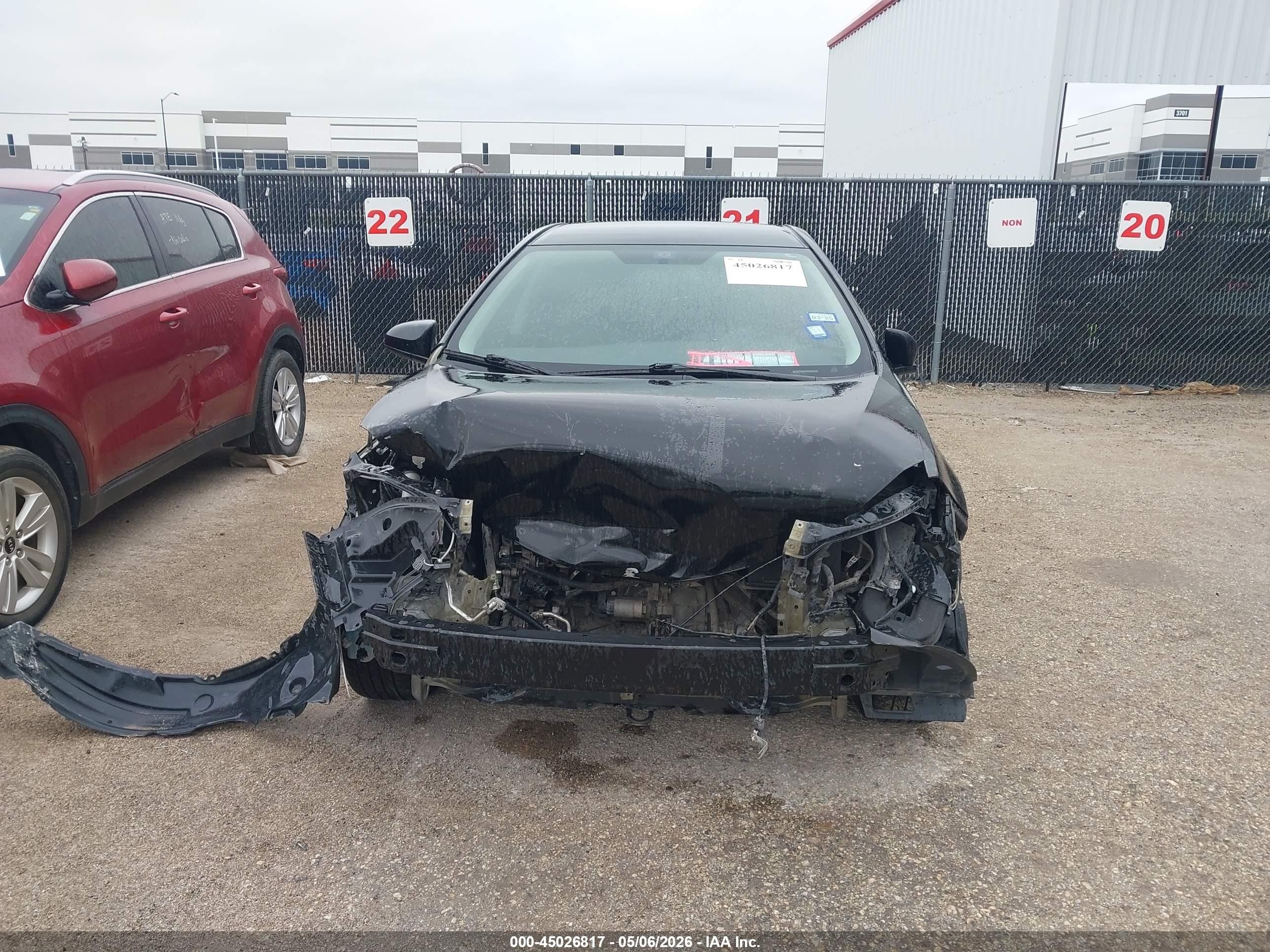 2015 Toyota Corolla Le Black vin: 5YFBURHE5FP214921