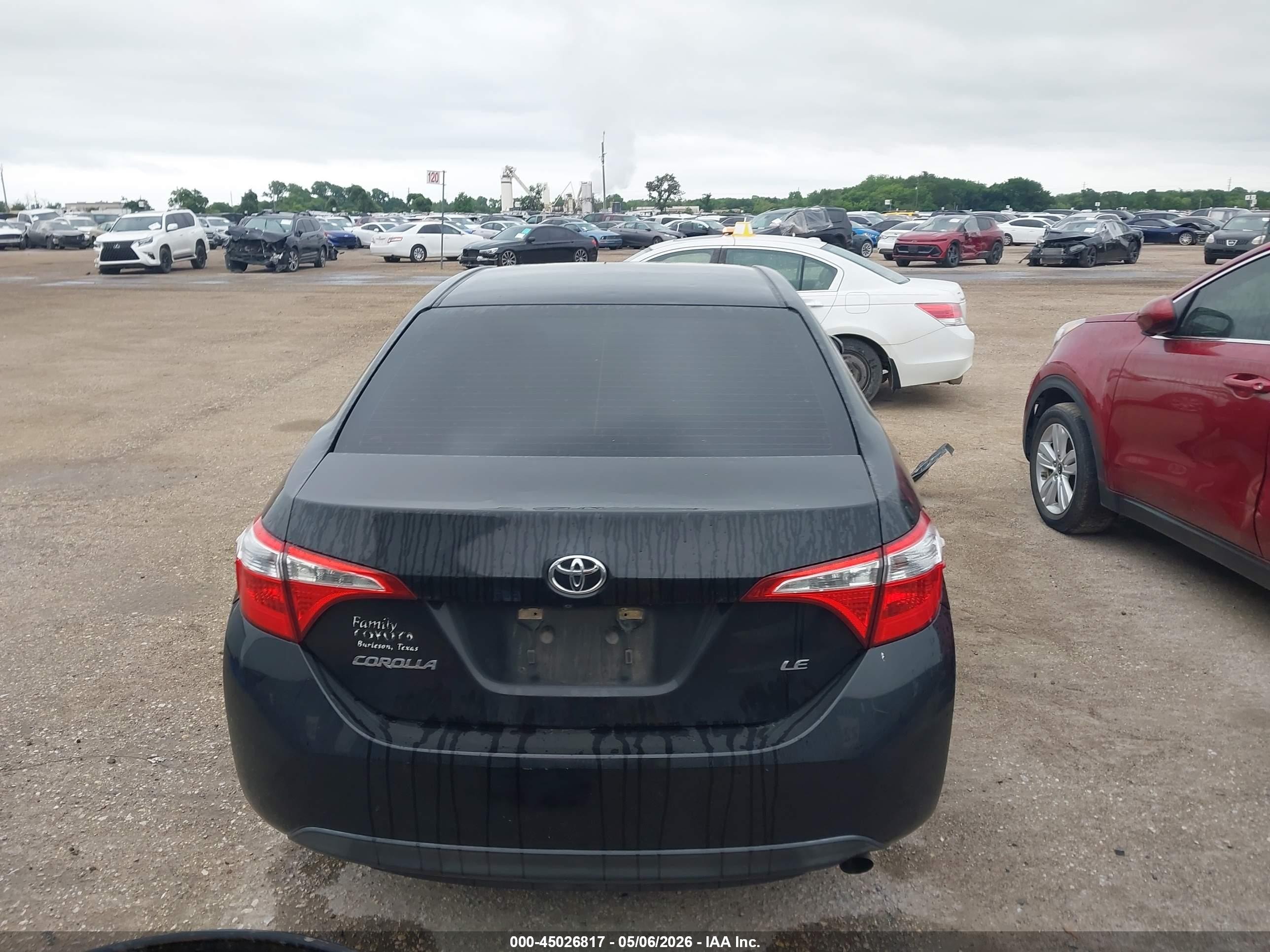 2015 Toyota Corolla Le Black vin: 5YFBURHE5FP214921