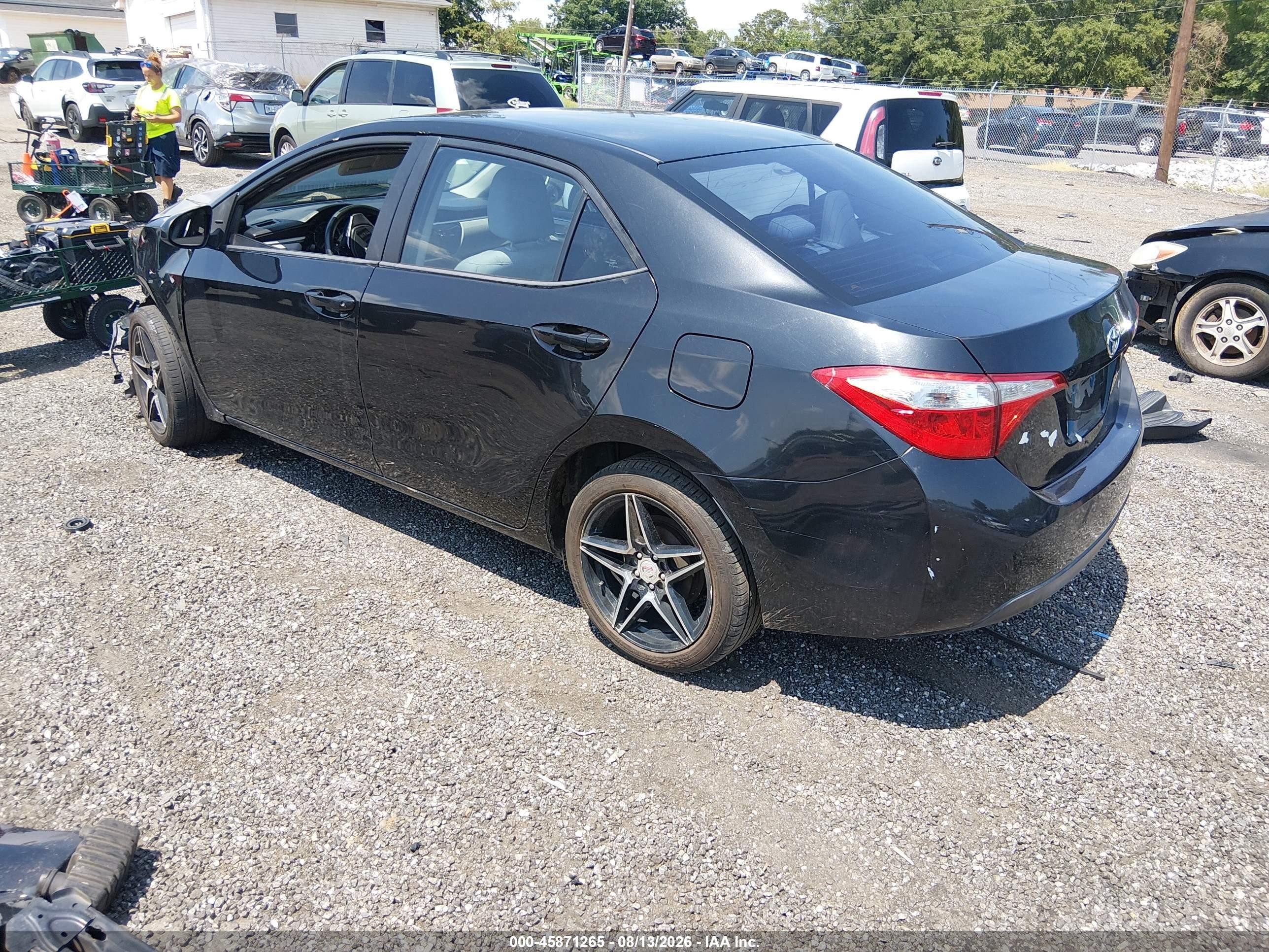 2015 Toyota Corolla Le Black vin: 5YFBURHE5FP222310