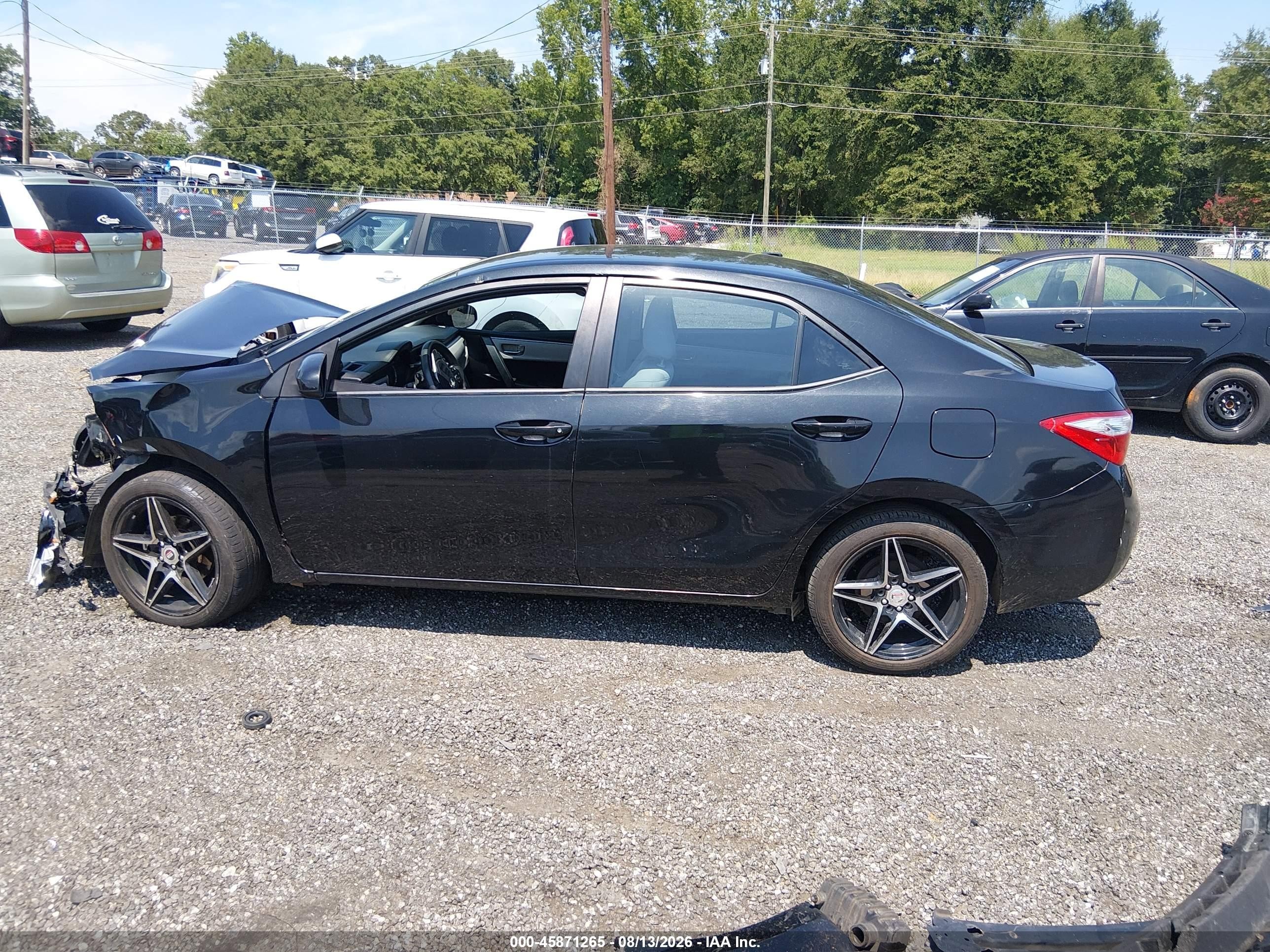 2015 Toyota Corolla Le Black vin: 5YFBURHE5FP222310