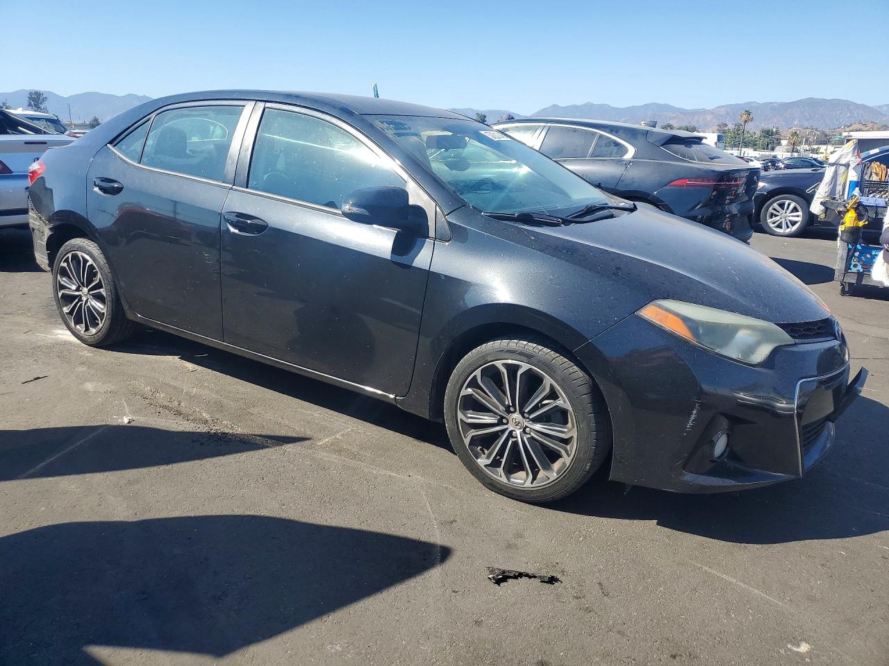2015 Toyota Corolla S Plus Black vin: 5YFBURHE5FP223263