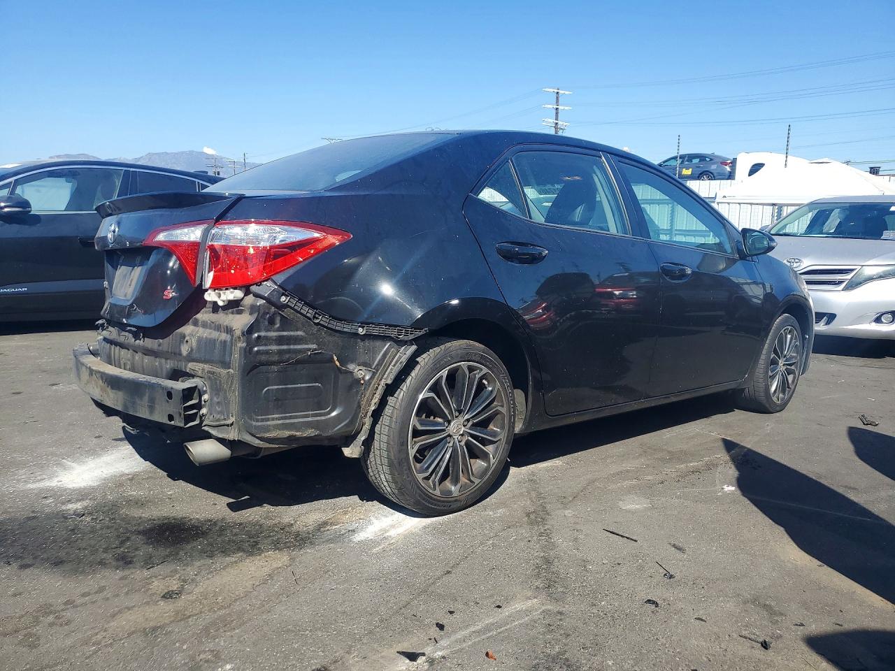 2015 Toyota Corolla S Plus Black vin: 5YFBURHE5FP223263