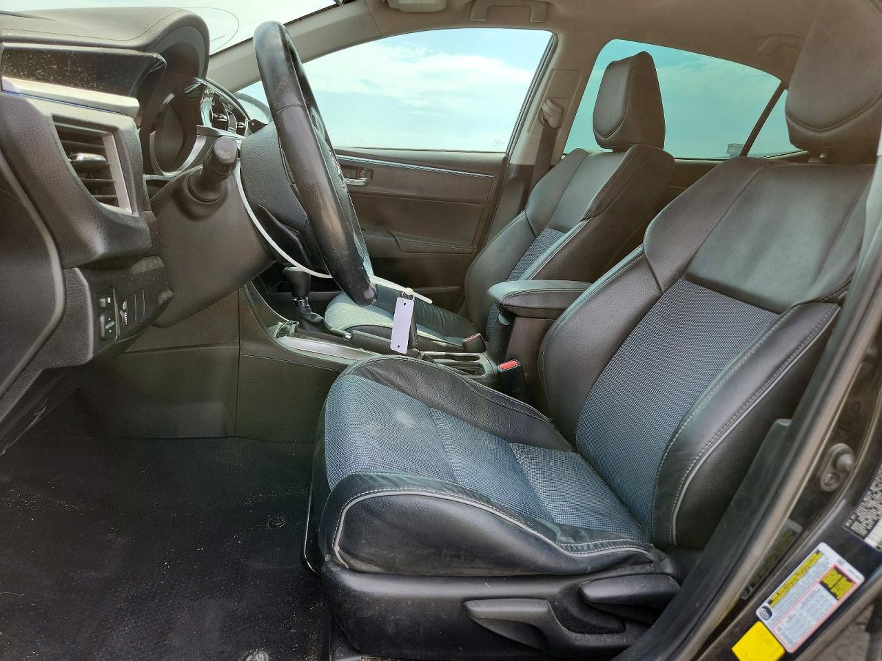 2015 Toyota Corolla S Plus Black vin: 5YFBURHE5FP240533
