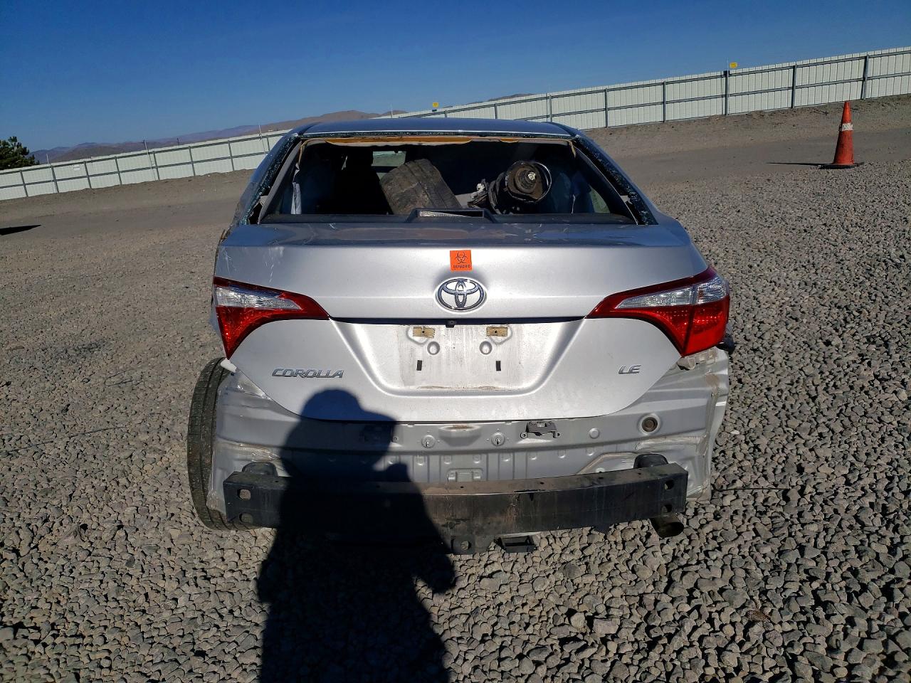 2015 Toyota Corolla Le Silver vin: 5YFBURHE5FP243156