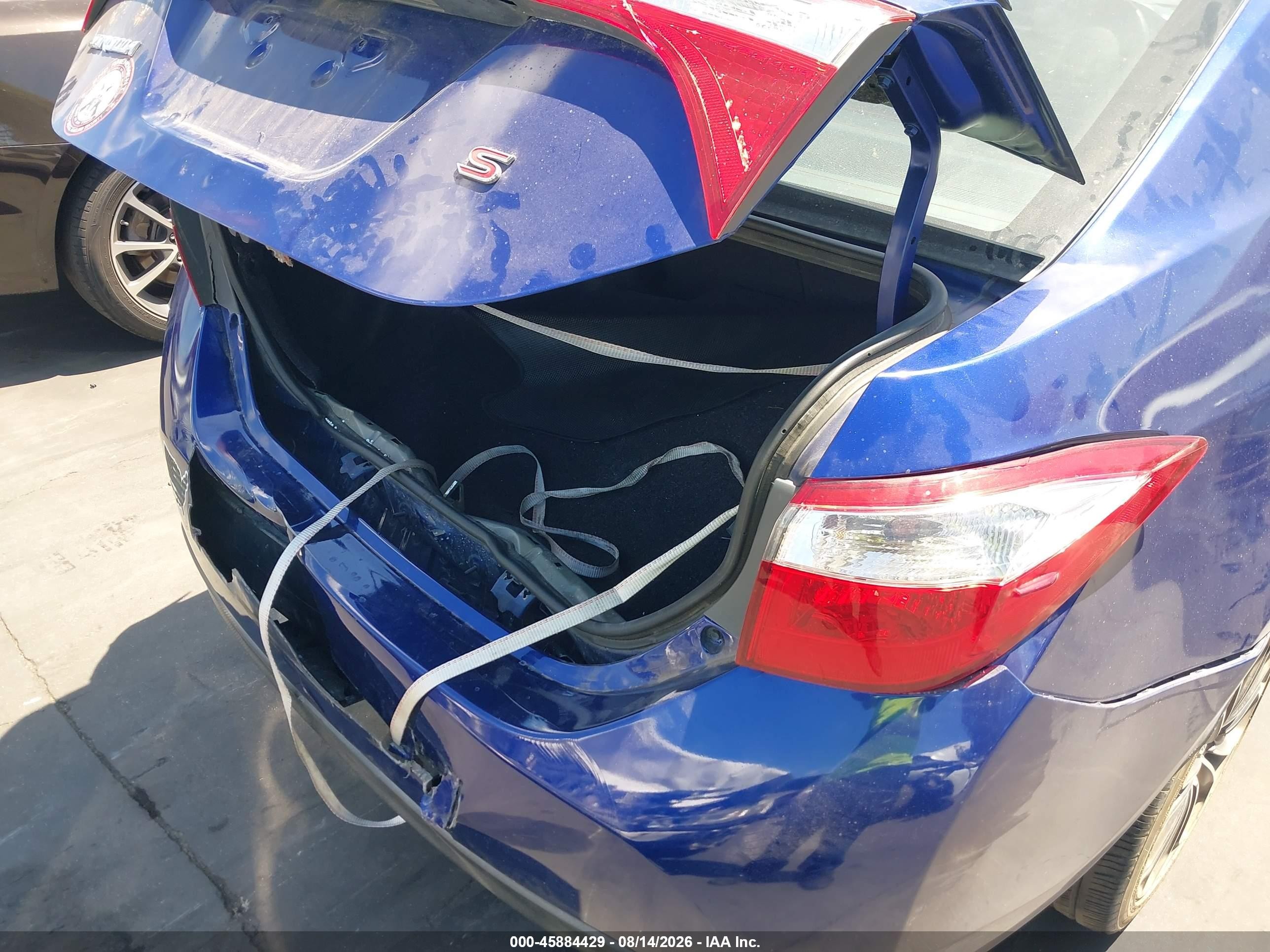 2015 Toyota Corolla S Plus Blue vin: 5YFBURHE5FP243979