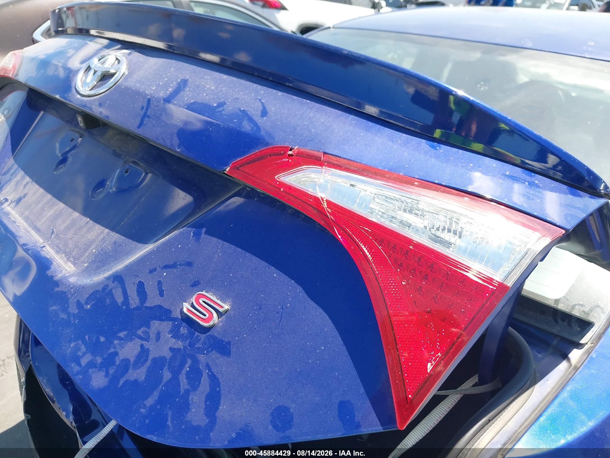 2015 Toyota Corolla S Plus Blue vin: 5YFBURHE5FP243979