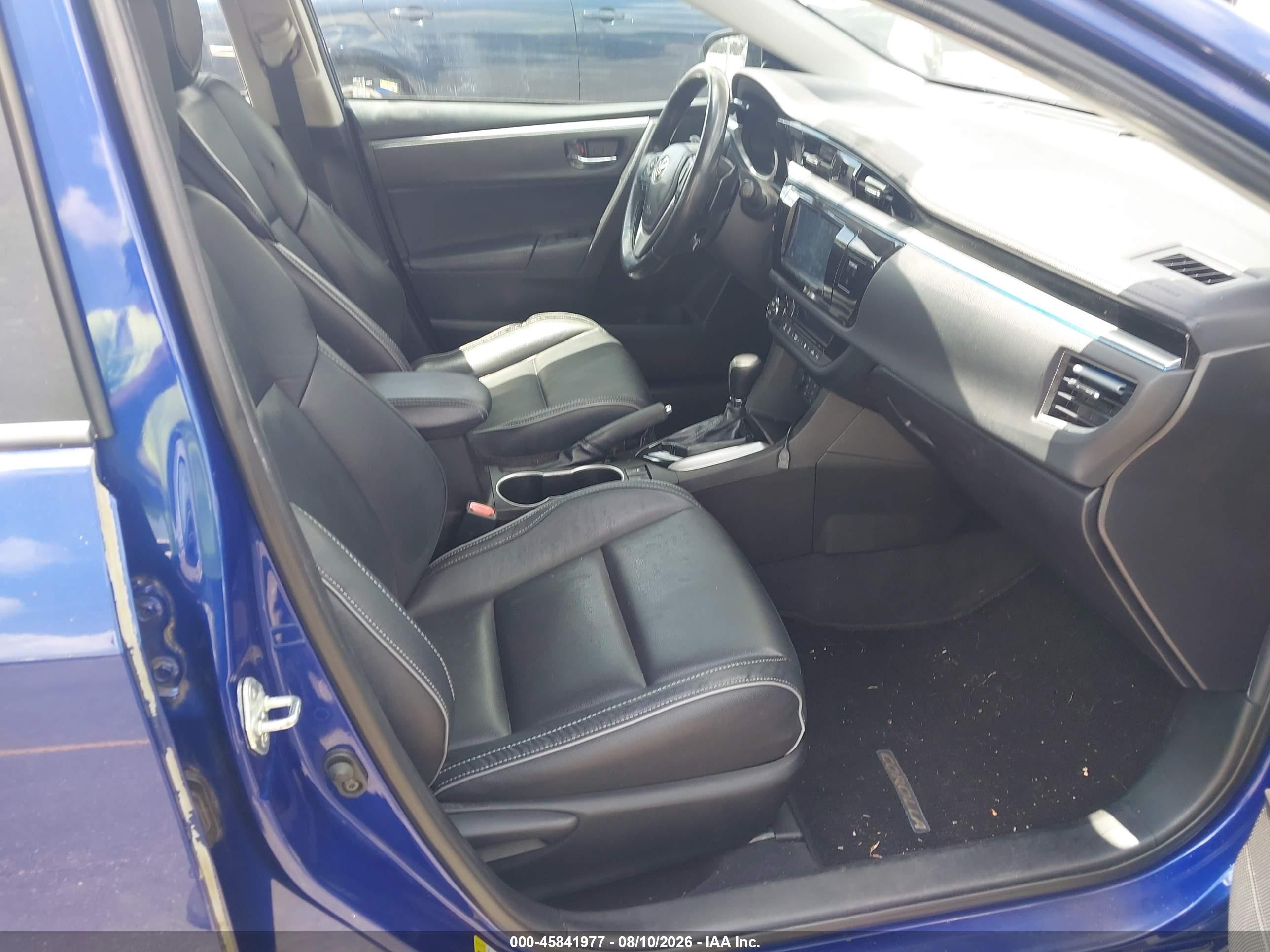 2015 Toyota Corolla S Premium Синий vin: 5YFBURHE5FP246221