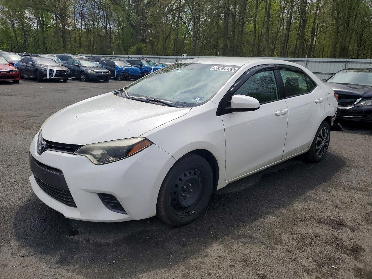2015 Toyota Corolla Le White vin: 5YFBURHE5FP246932
