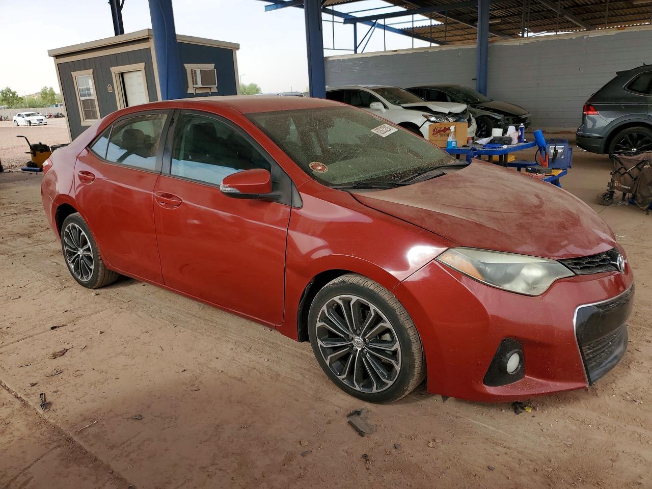 2015 Toyota Corolla S Plus Red vin: 5YFBURHE5FP252889