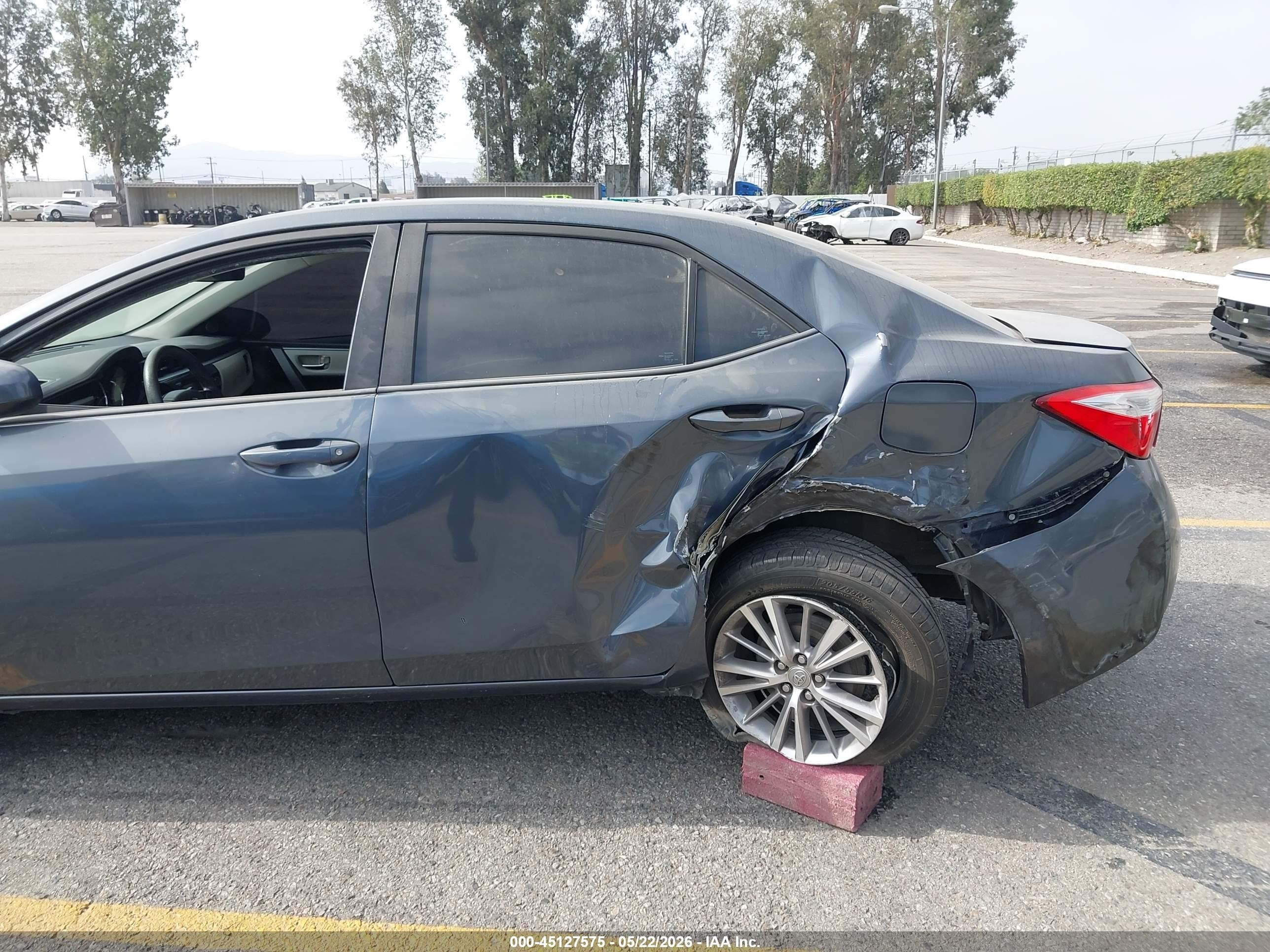 2015 Toyota Corolla Le Plus Gray vin: 5YFBURHE5FP264766