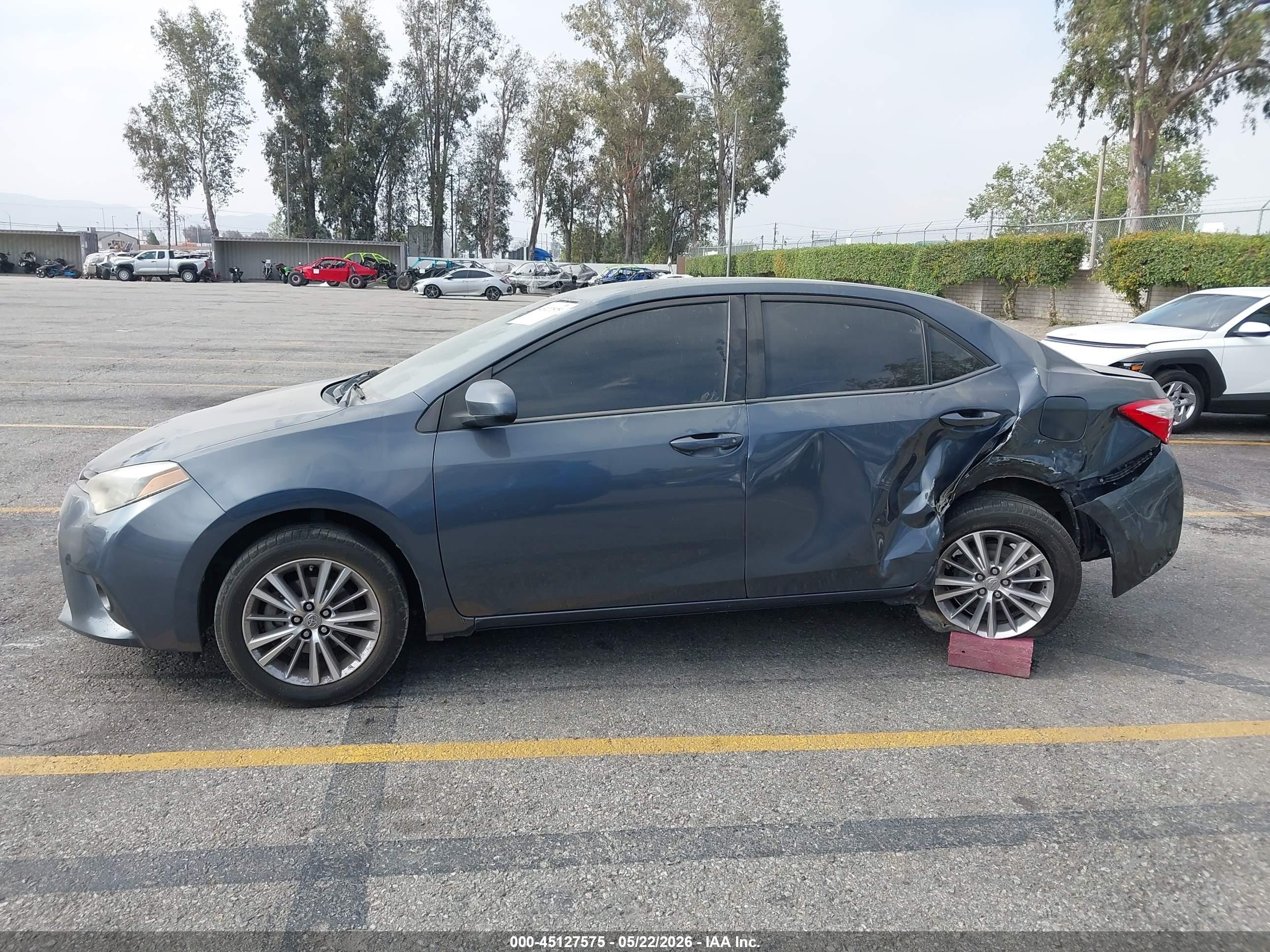 2015 Toyota Corolla Le Plus Gray vin: 5YFBURHE5FP264766