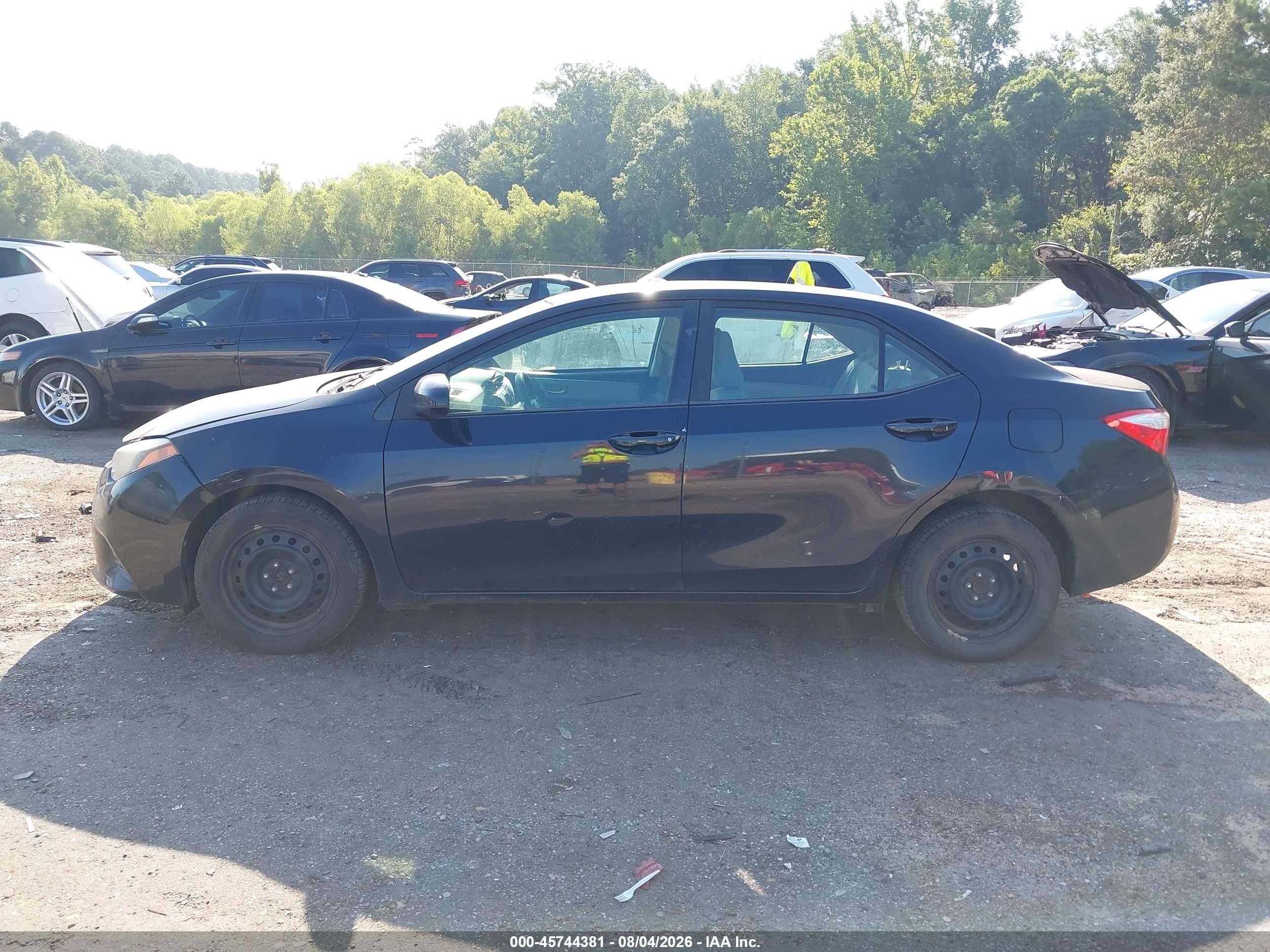 2015 Toyota Corolla Le Black vin: 5YFBURHE5FP295256